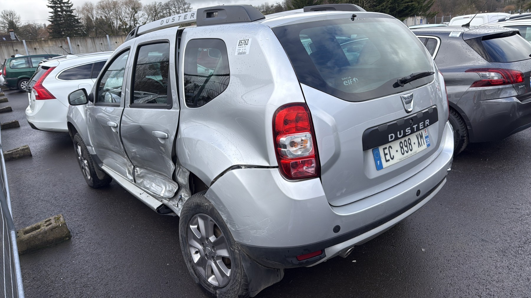 Compresseur clim pour DACIA DUSTER 1 PHASE 2 Compresseur clim pour DACIA DUSTER 1 PHASE 2