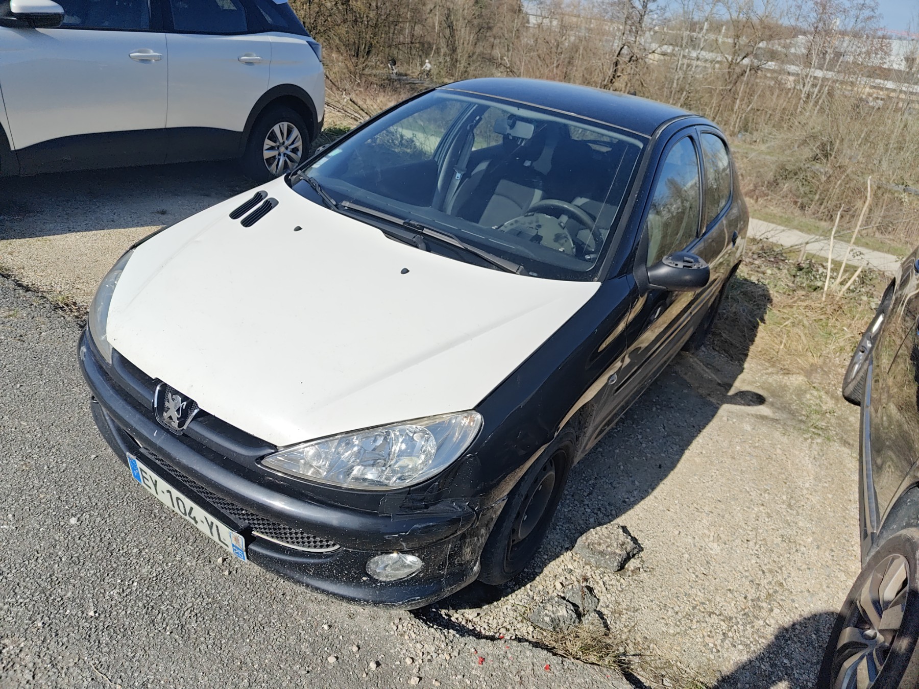 Anti brouillard droit (feux) pour PEUGEOT 206 PHASE 2 Anti brouillard droit (feux) pour PEUGEOT 206 PHASE 2
