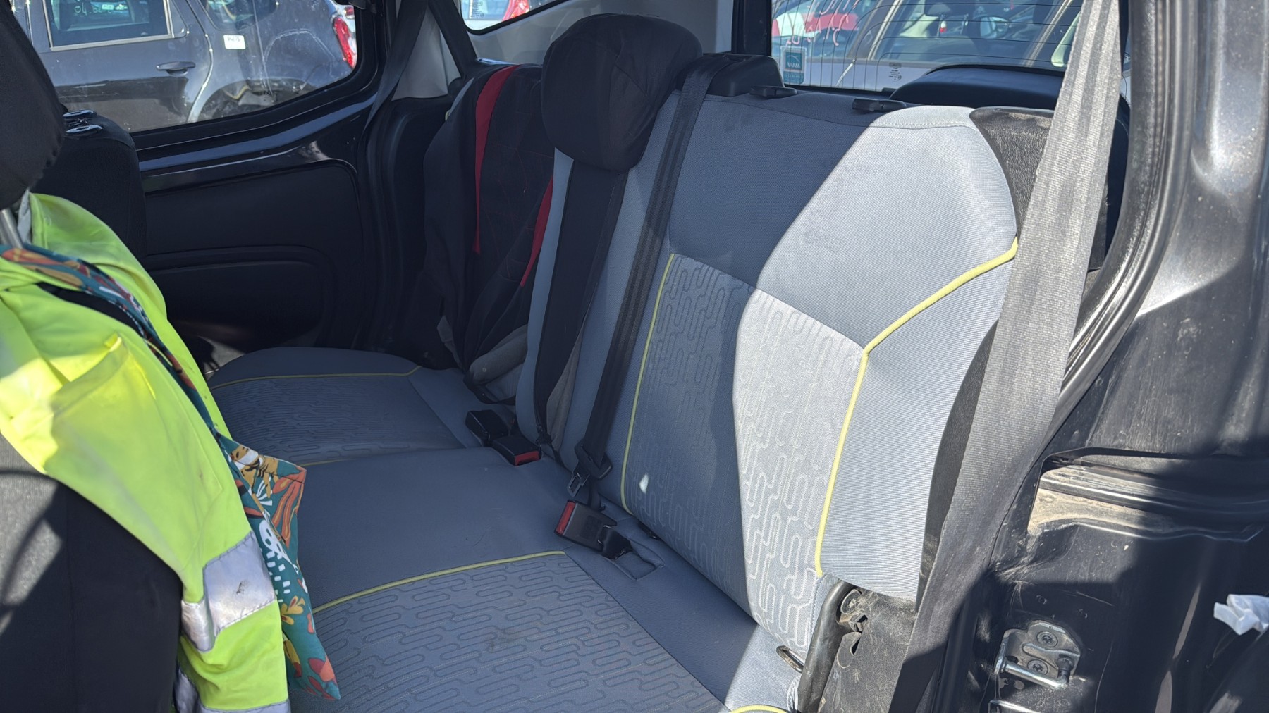Optique avant principal droit (feux)(phare) pour PEUGEOT BIPPER Optique avant principal droit (feux)(phare) pour PEUGEOT BIPPER