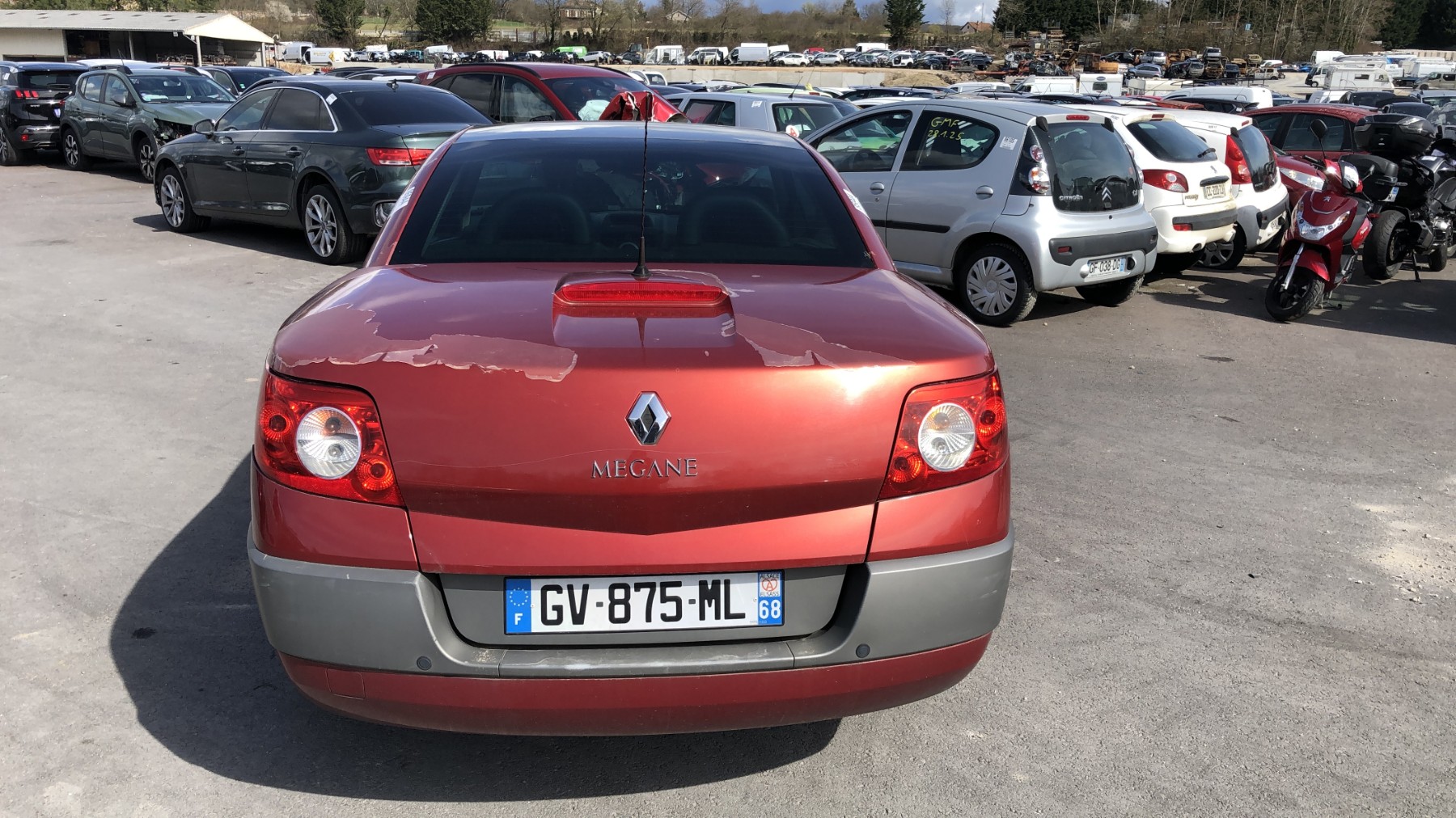 Renfort pare choc arriere (traverse) pour RENAULT MEGANE 2 PHASE 1 CABRIOLET Renfort pare choc arriere (traverse) pour RENAULT MEGANE 2 PHASE 1 CABRIOLET