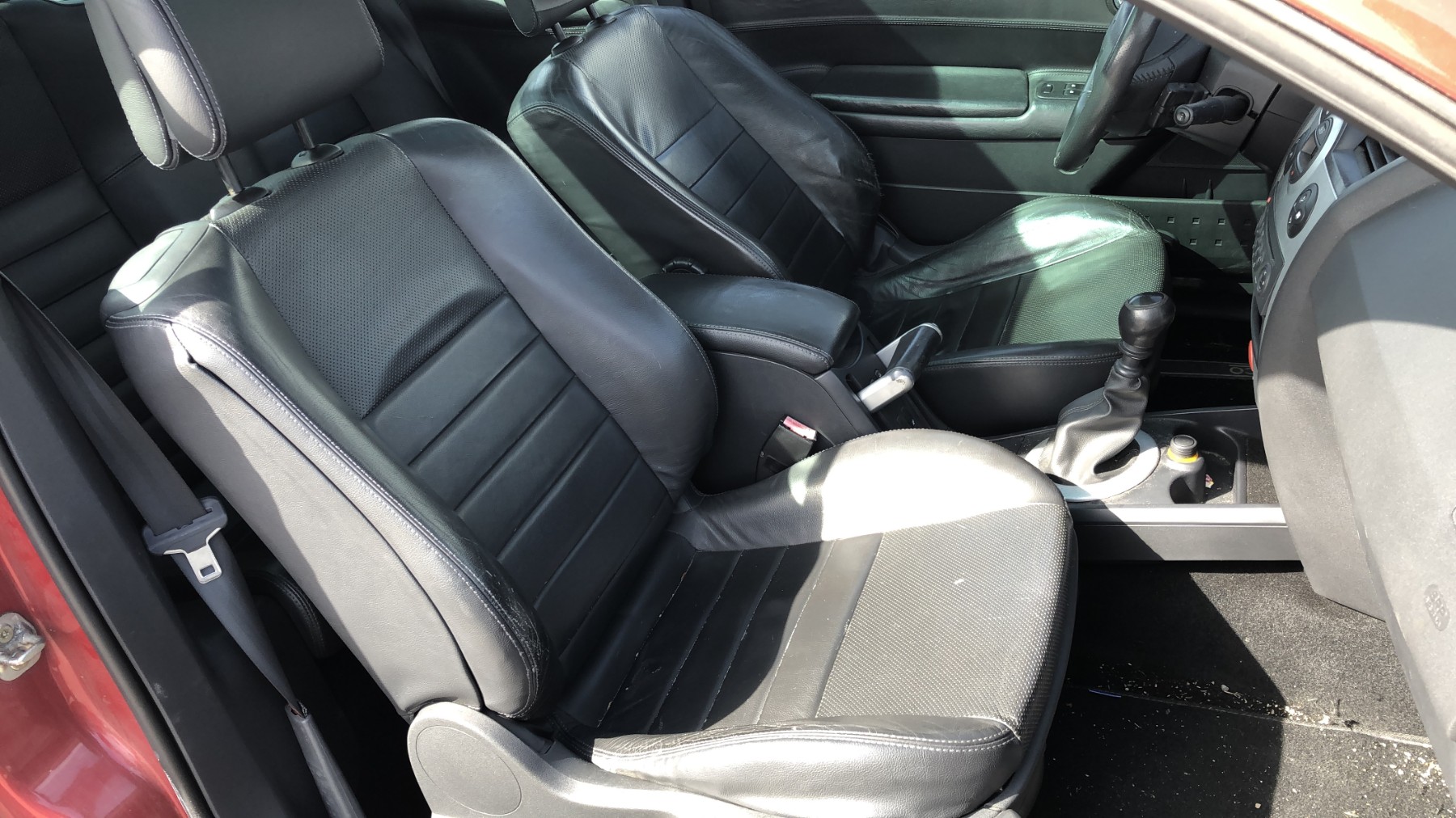 Renfort pare choc arriere (traverse) pour RENAULT MEGANE 2 PHASE 1 CABRIOLET Renfort pare choc arriere (traverse) pour RENAULT MEGANE 2 PHASE 1 CABRIOLET