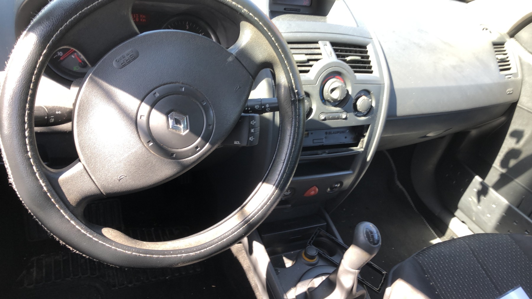 Retroviseur droit pour RENAULT MEGANE 2 PHASE 2 Retroviseur droit pour RENAULT MEGANE 2 PHASE 2