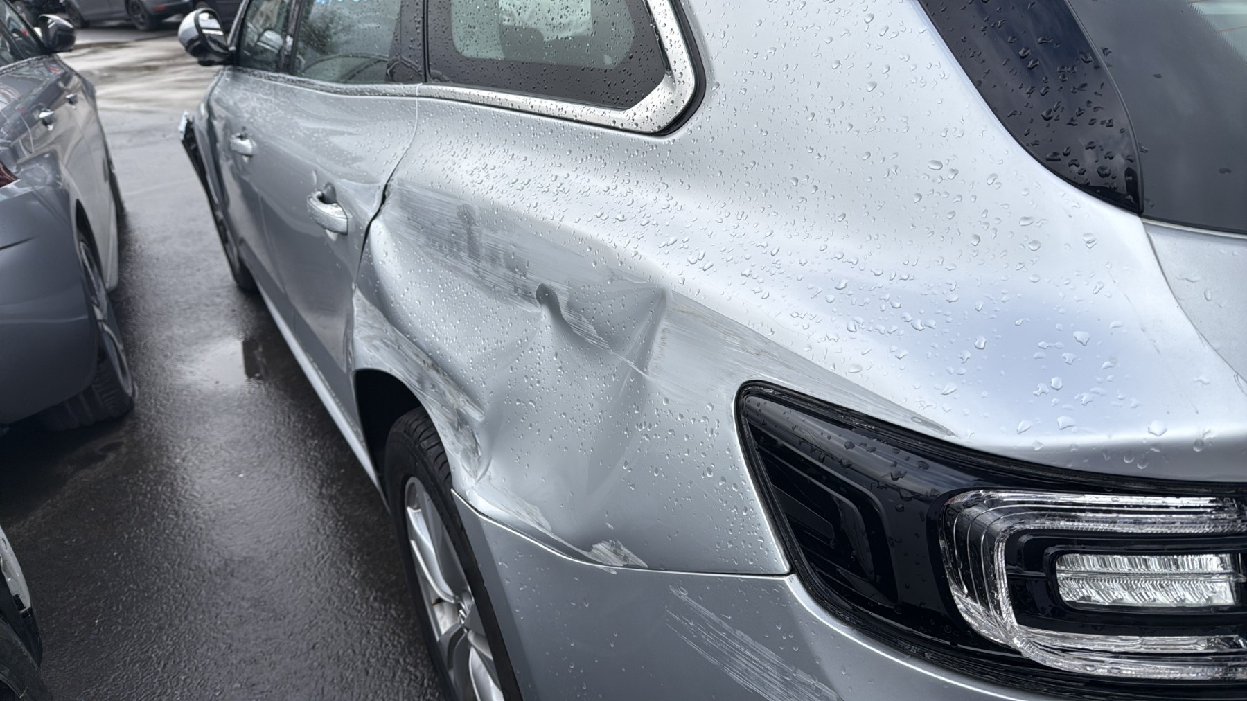 Compresseur clim pour RENAULT TALISMAN BREAK Compresseur clim pour RENAULT TALISMAN BREAK