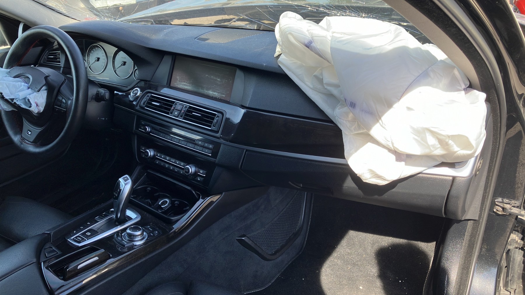 Panneau de porte avant droit pour BMW SERIE 5 F11 TOURING PHASE 1 BREAK Panneau de porte avant droit pour BMW SERIE 5 F11 TOURING PHASE 1 BREAK