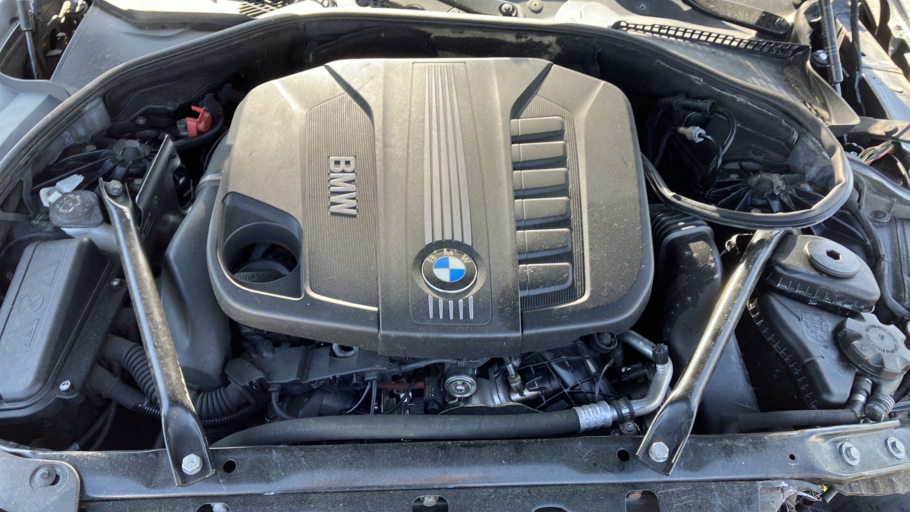 Bras inferieur avant droit pour BMW SERIE 5 F11 TOURING PHASE 1 BREAK Bras inferieur avant droit pour BMW SERIE 5 F11 TOURING PHASE 1 BREAK