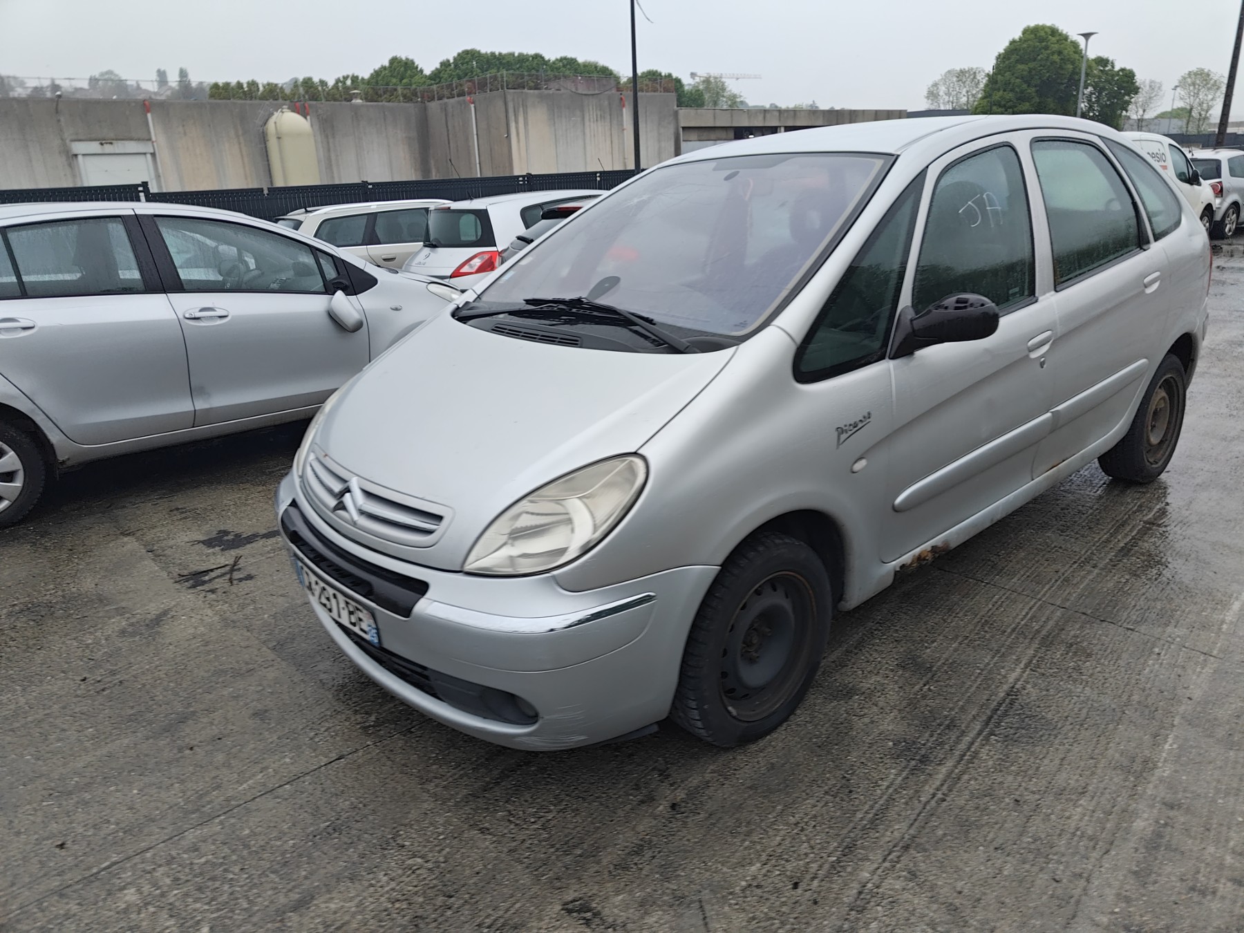 Feu arriere principal gauche (feux) pour CITROEN XSARA PICASSO PHASE 2 Feu arriere principal gauche (feux) pour CITROEN XSARA PICASSO PHASE 2