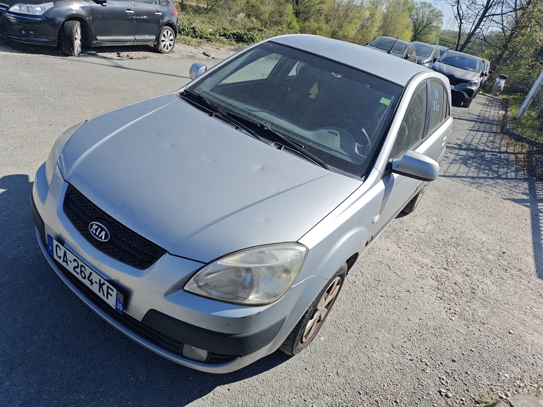 Pare boue avant gauche pour KIA RIO 2 PHASE 1 Pare boue avant gauche pour KIA RIO 2 PHASE 1