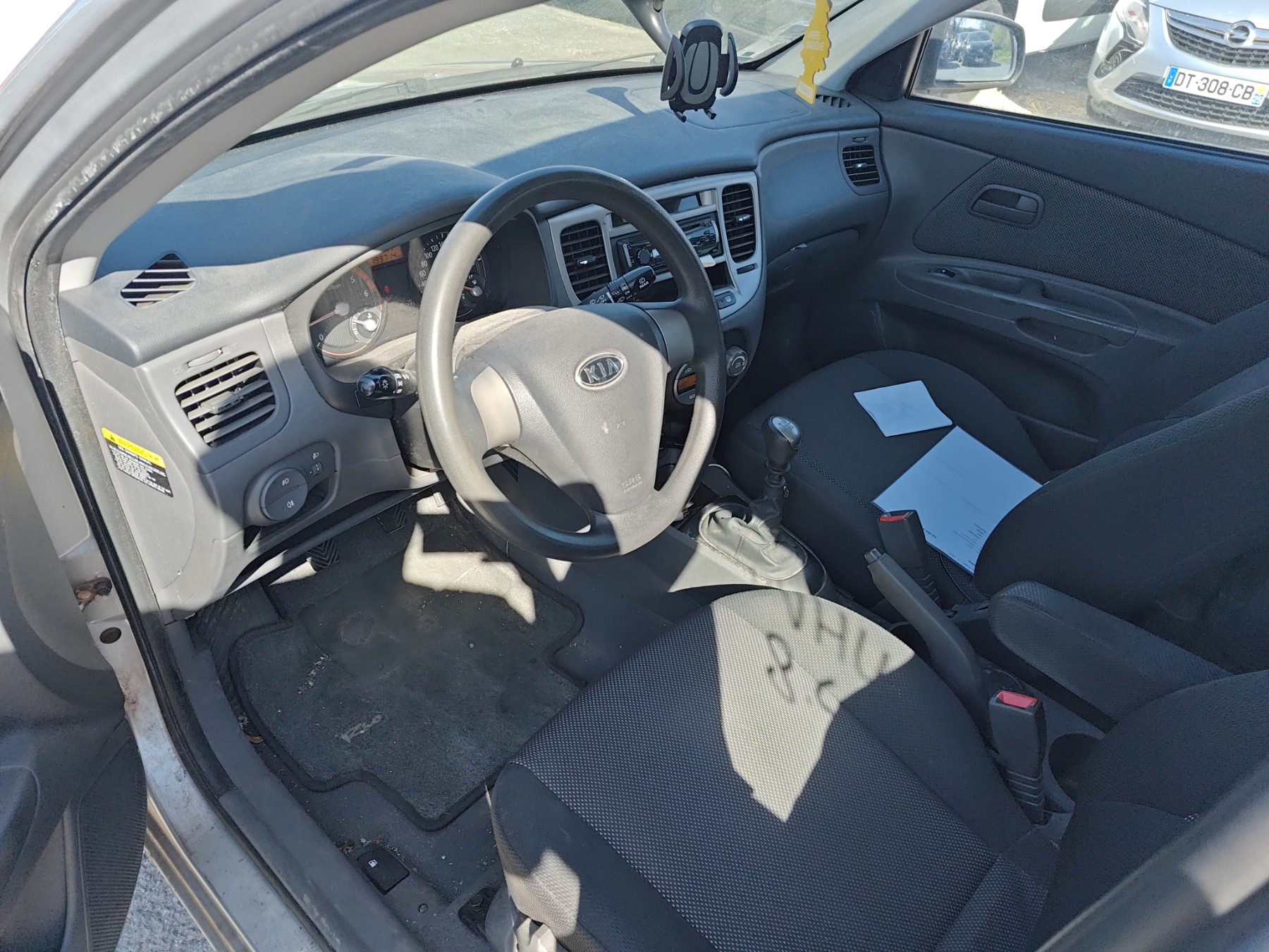 Pare boue avant gauche pour KIA RIO 2 PHASE 1 Pare boue avant gauche pour KIA RIO 2 PHASE 1