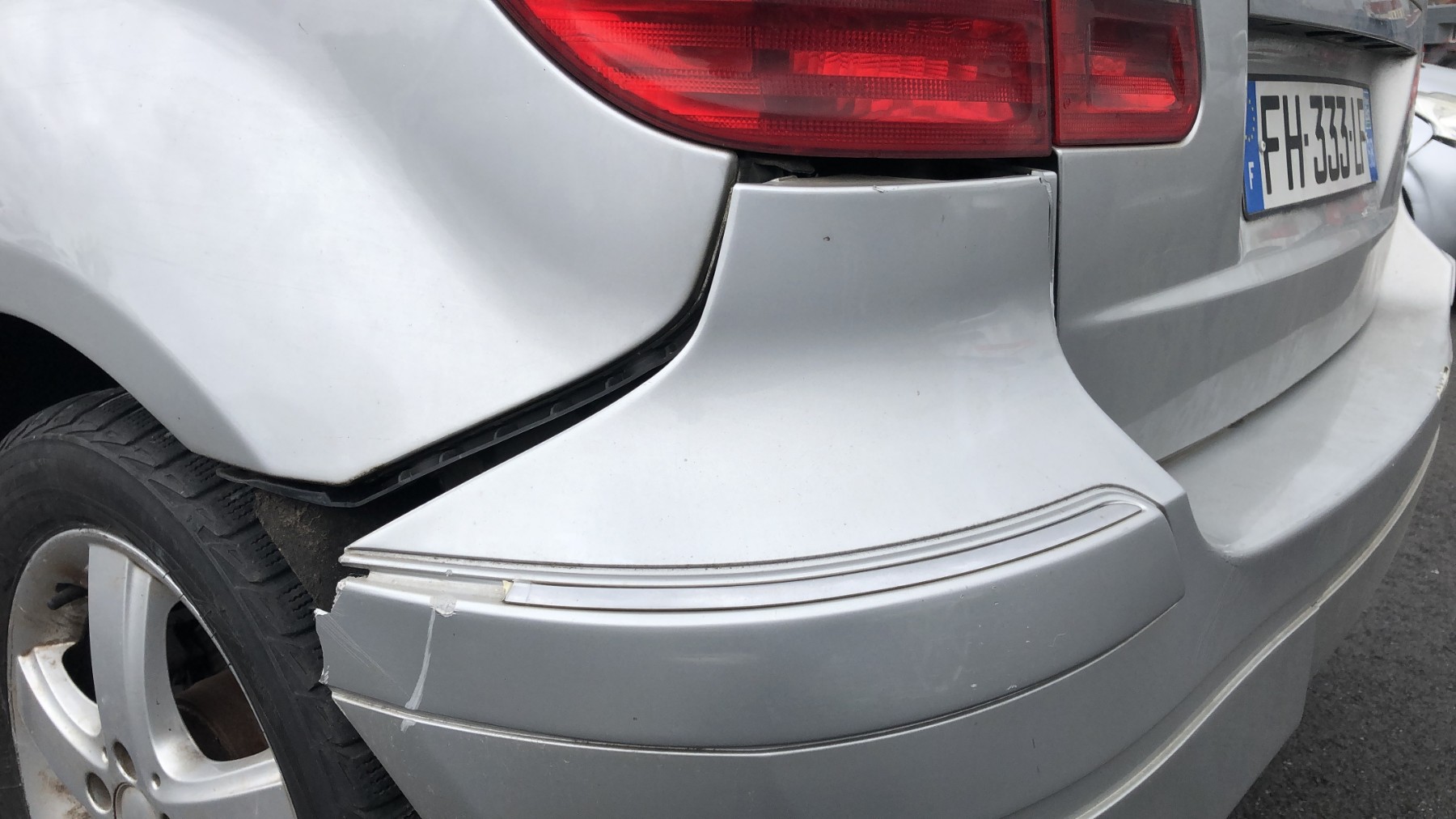 Optique avant principal droit (feux)(phare) pour MERCEDES CLASSE B 245 PHASE 1 Optique avant principal droit (feux)(phare) pour MERCEDES CLASSE B 245 PHASE 1