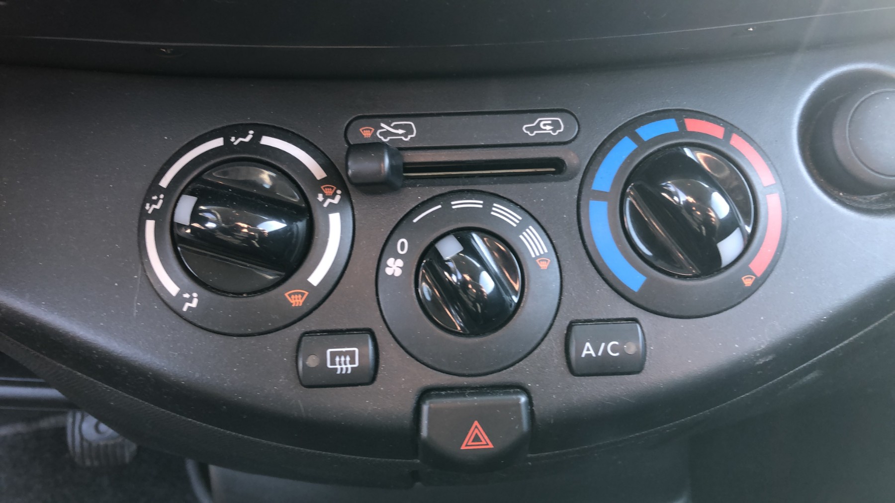 Moteur pour NISSAN MICRA 3 PHASE 3 Moteur pour NISSAN MICRA 3 PHASE 3
