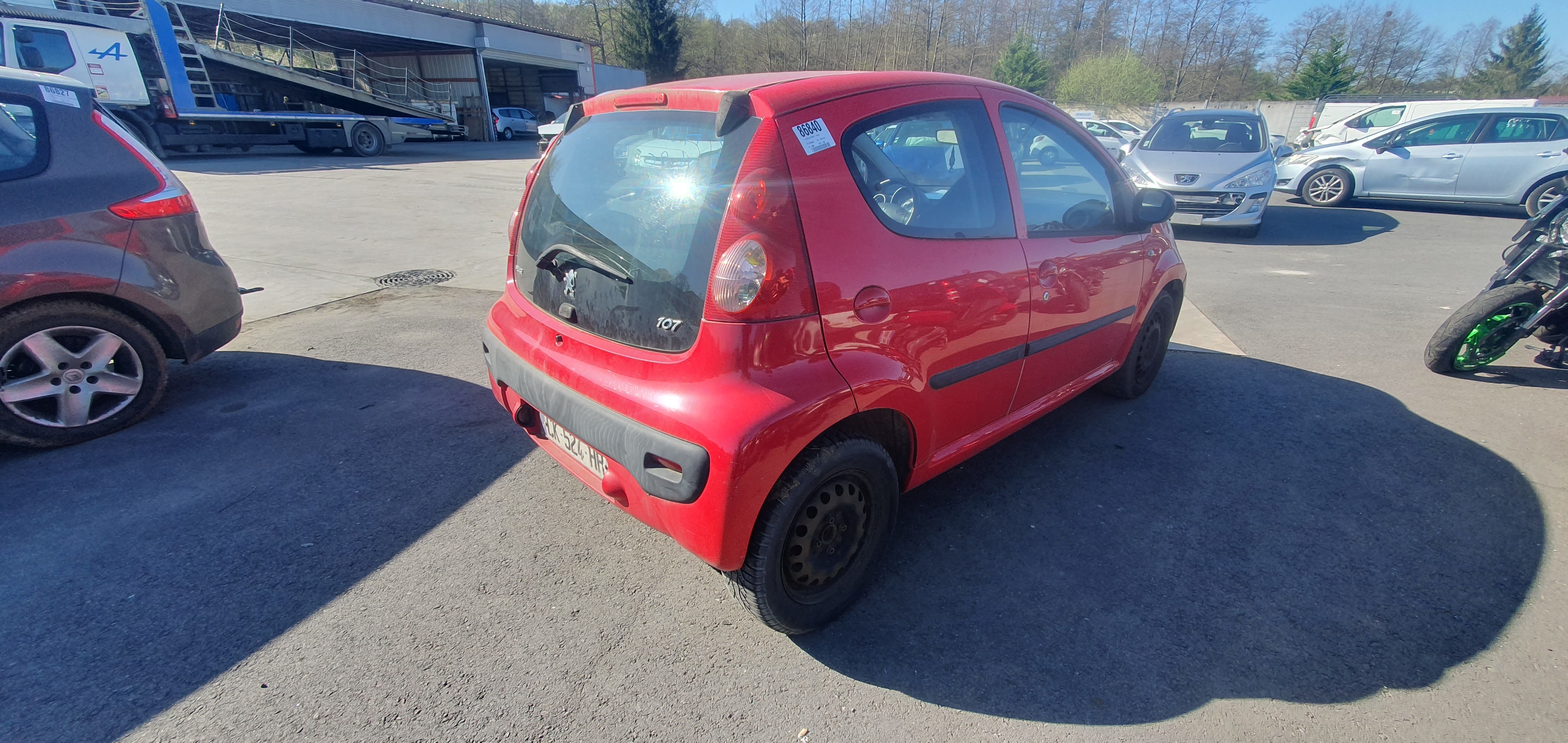 Feu arriere principal droit (feux) pour PEUGEOT 107 PHASE 1 Feu arriere principal droit (feux) pour PEUGEOT 107 PHASE 1