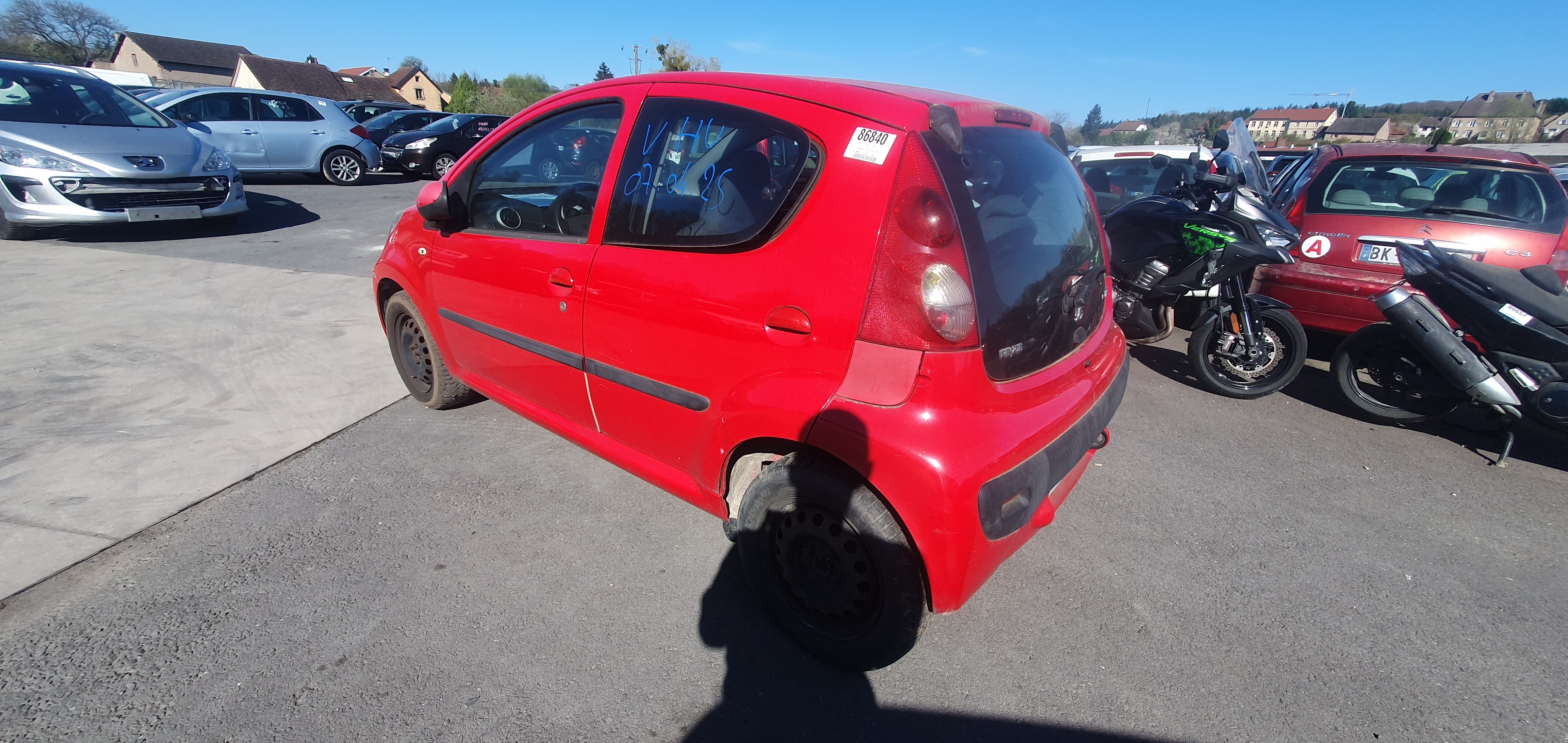 Feu arriere principal droit (feux) pour PEUGEOT 107 PHASE 1 Feu arriere principal droit (feux) pour PEUGEOT 107 PHASE 1