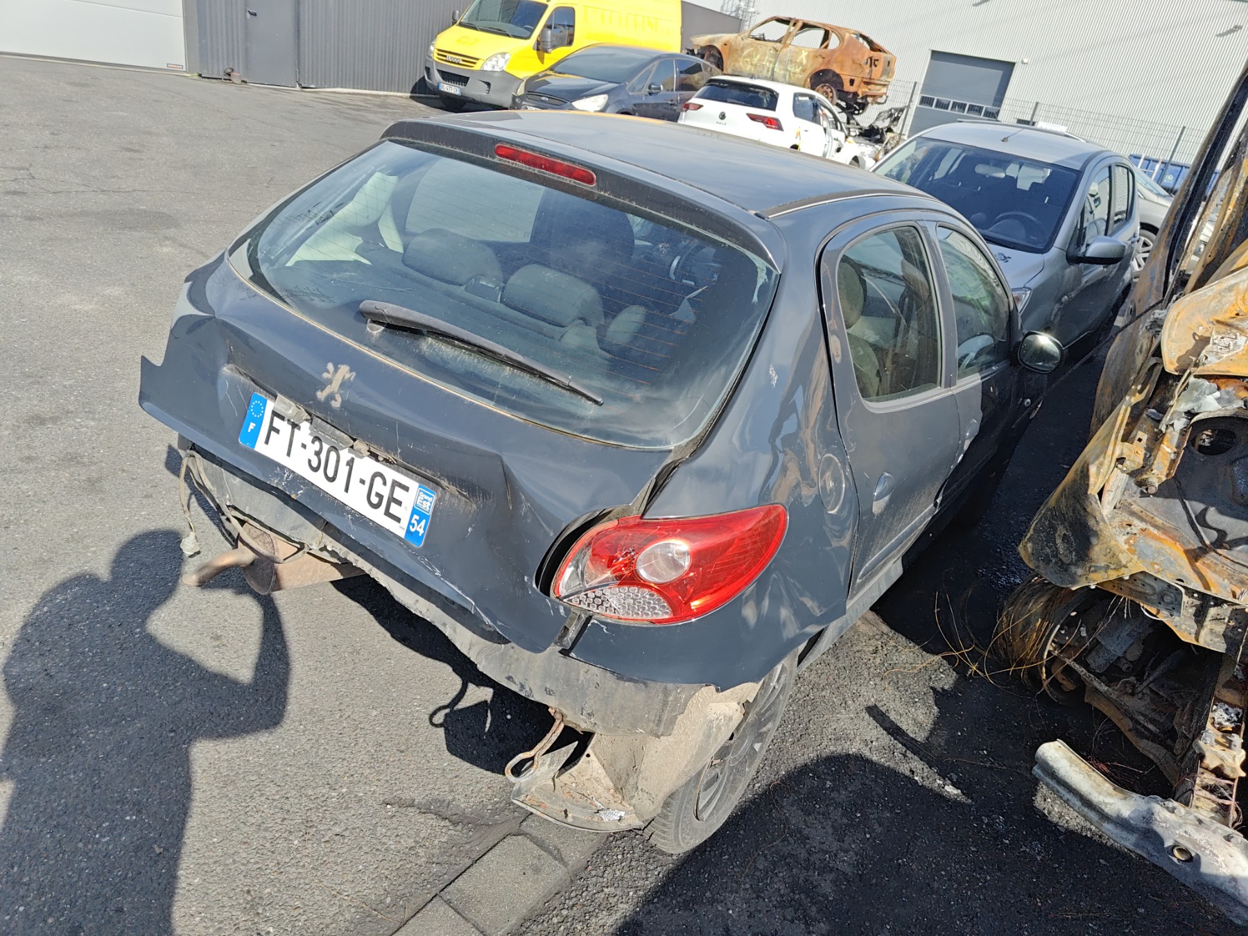 Cardan gauche (transmission) pour PEUGEOT 206+ Cardan gauche (transmission) pour PEUGEOT 206+
