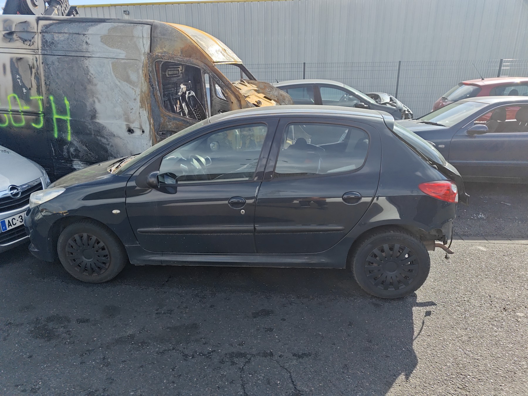 Cardan gauche (transmission) pour PEUGEOT 206+ Cardan gauche (transmission) pour PEUGEOT 206+