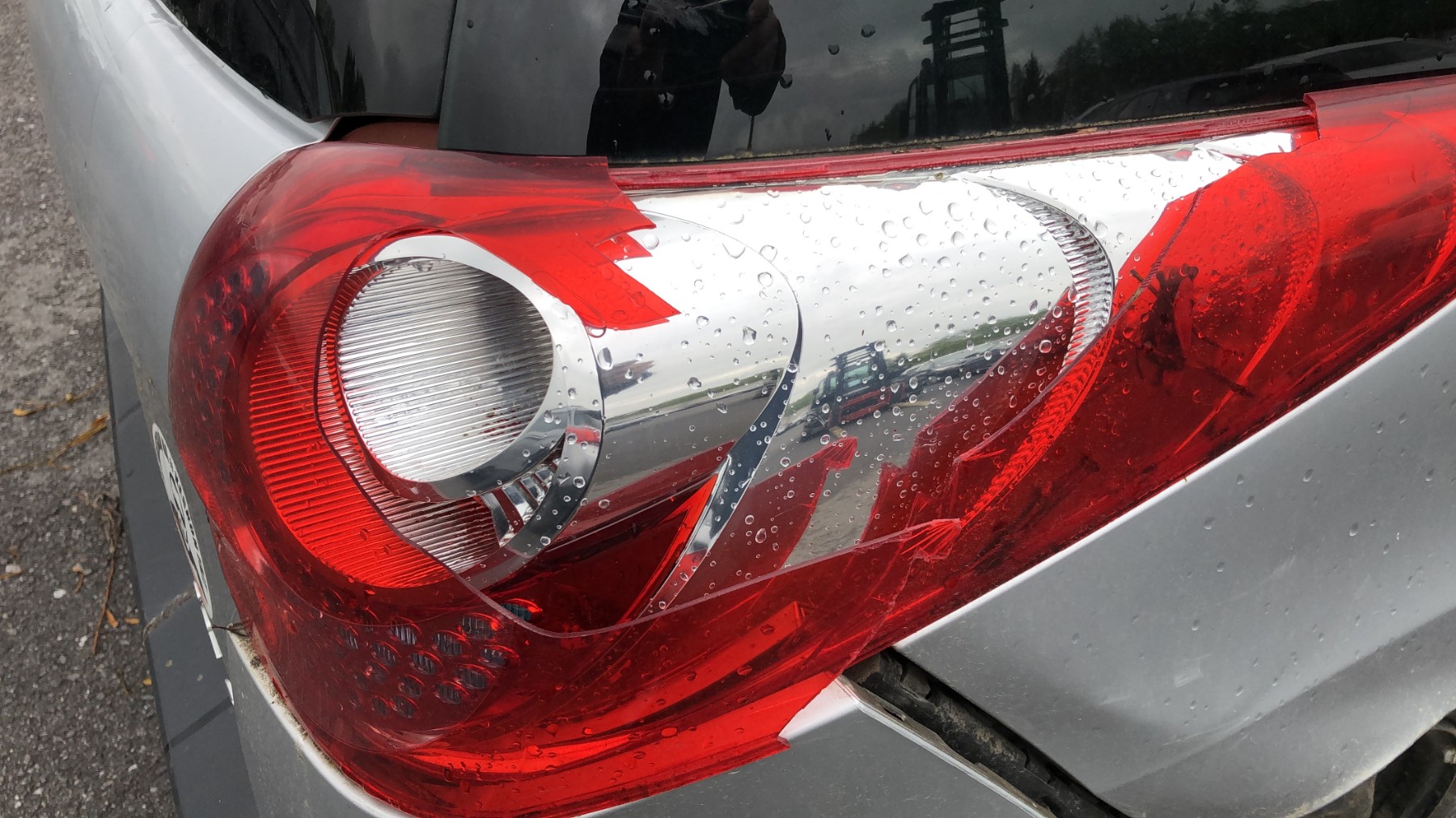 Pare choc arriere pour PEUGEOT 207 PHASE 2 BREAK Pare choc arriere pour PEUGEOT 207 PHASE 2 BREAK