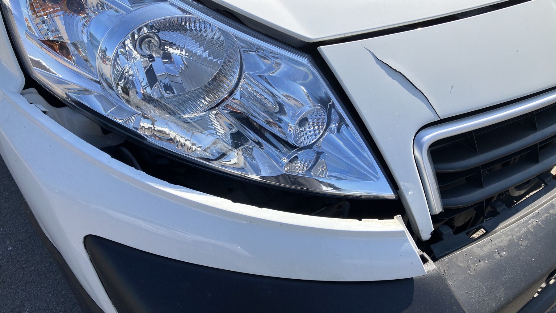 Optique avant principal droit (feux)(phare) pour PEUGEOT EXPERT 2 Optique avant principal droit (feux)(phare) pour PEUGEOT EXPERT 2