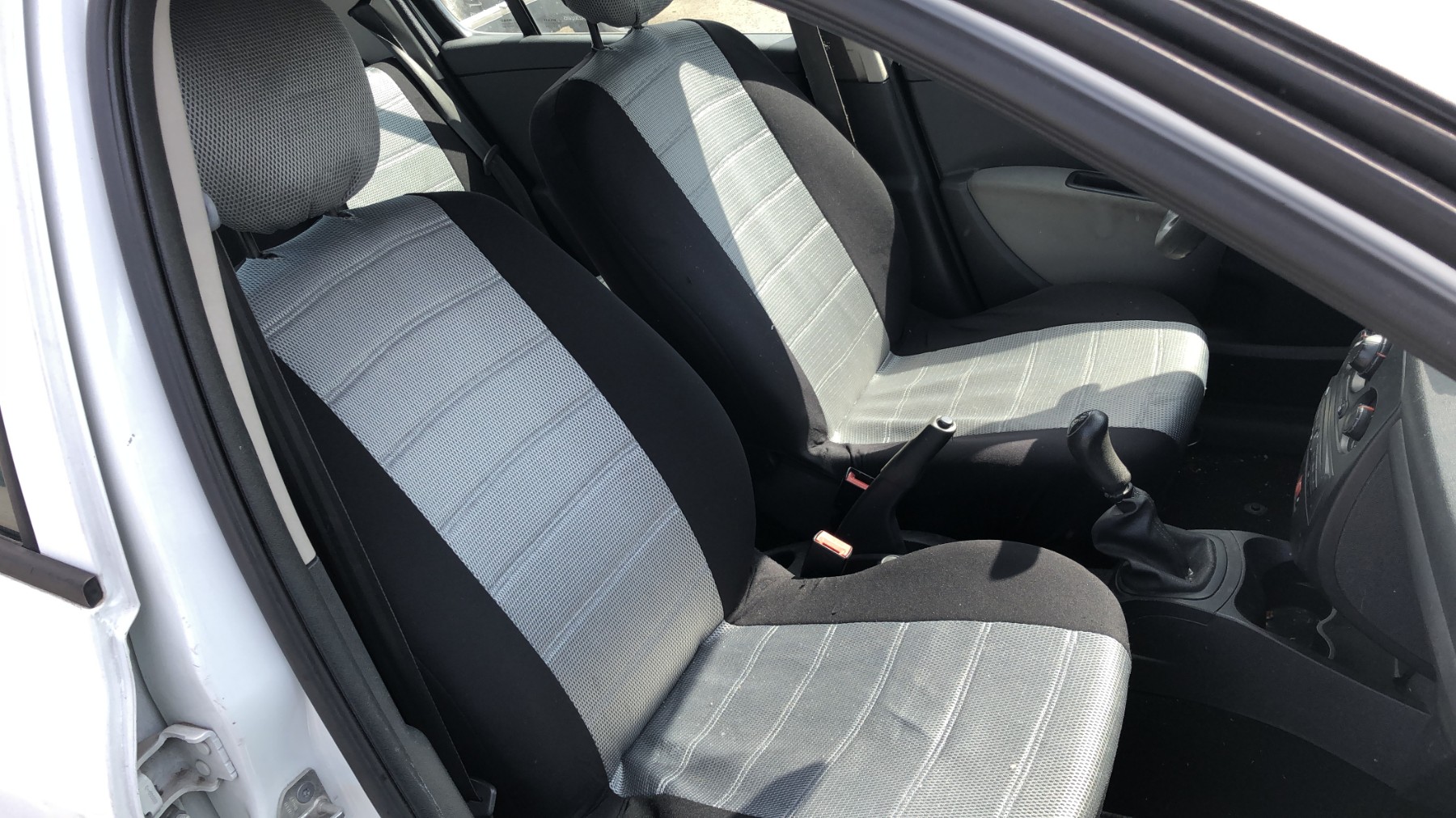 Plage arriere pour RENAULT CLIO 3 PHASE 1 Plage arriere pour RENAULT CLIO 3 PHASE 1