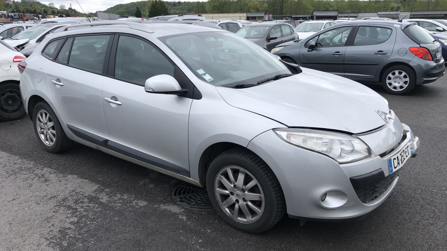 Com (Bloc Contacteur Tournant+Commodo Essuie Glace+Commodo Phare) pour RENAULT MEGANE III ESTATE PHASE 1 Com (Bloc Contacteur Tournant+Commodo Essuie Glace+Commodo Phare) pour RENAULT MEGANE III ESTATE PHASE 1