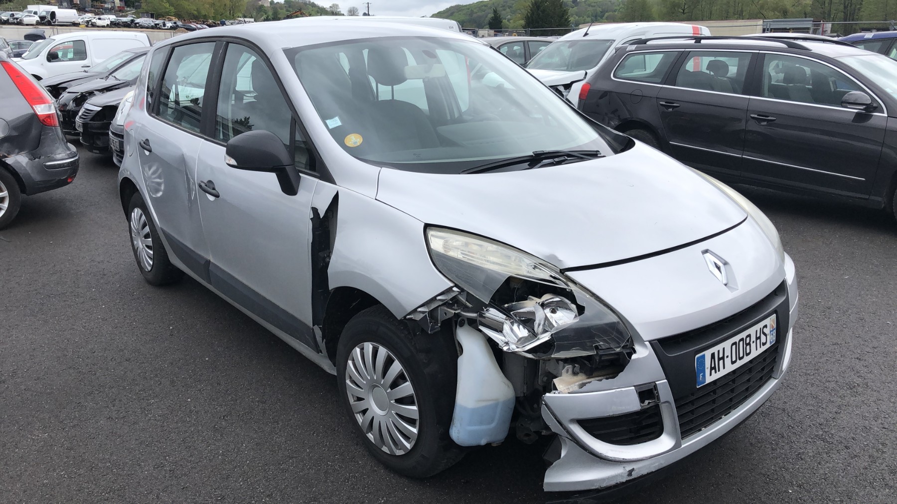 Optique avant principal gauche (feux)(phare) pour RENAULT SCENIC 3 PHASE 1 Optique avant principal gauche (feux)(phare) pour RENAULT SCENIC 3 PHASE 1