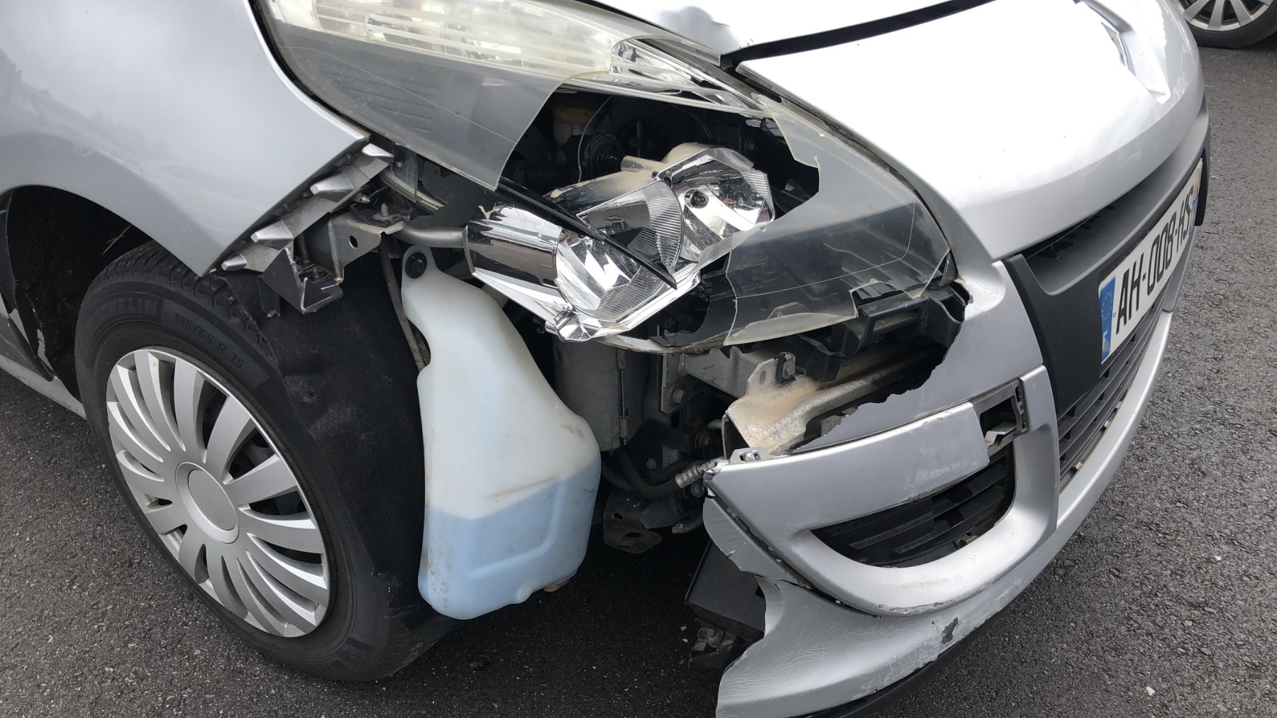 Optique avant principal gauche (feux)(phare) pour RENAULT SCENIC 3 PHASE 1 Optique avant principal gauche (feux)(phare) pour RENAULT SCENIC 3 PHASE 1