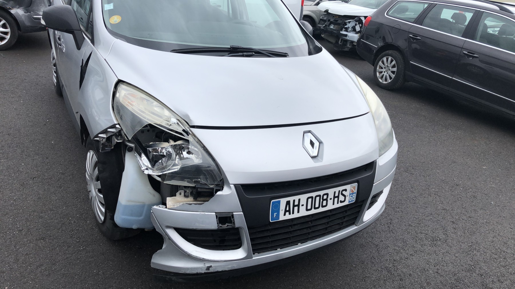 Porte avant gauche pour RENAULT SCENIC 3 PHASE 1 Porte avant gauche pour RENAULT SCENIC 3 PHASE 1