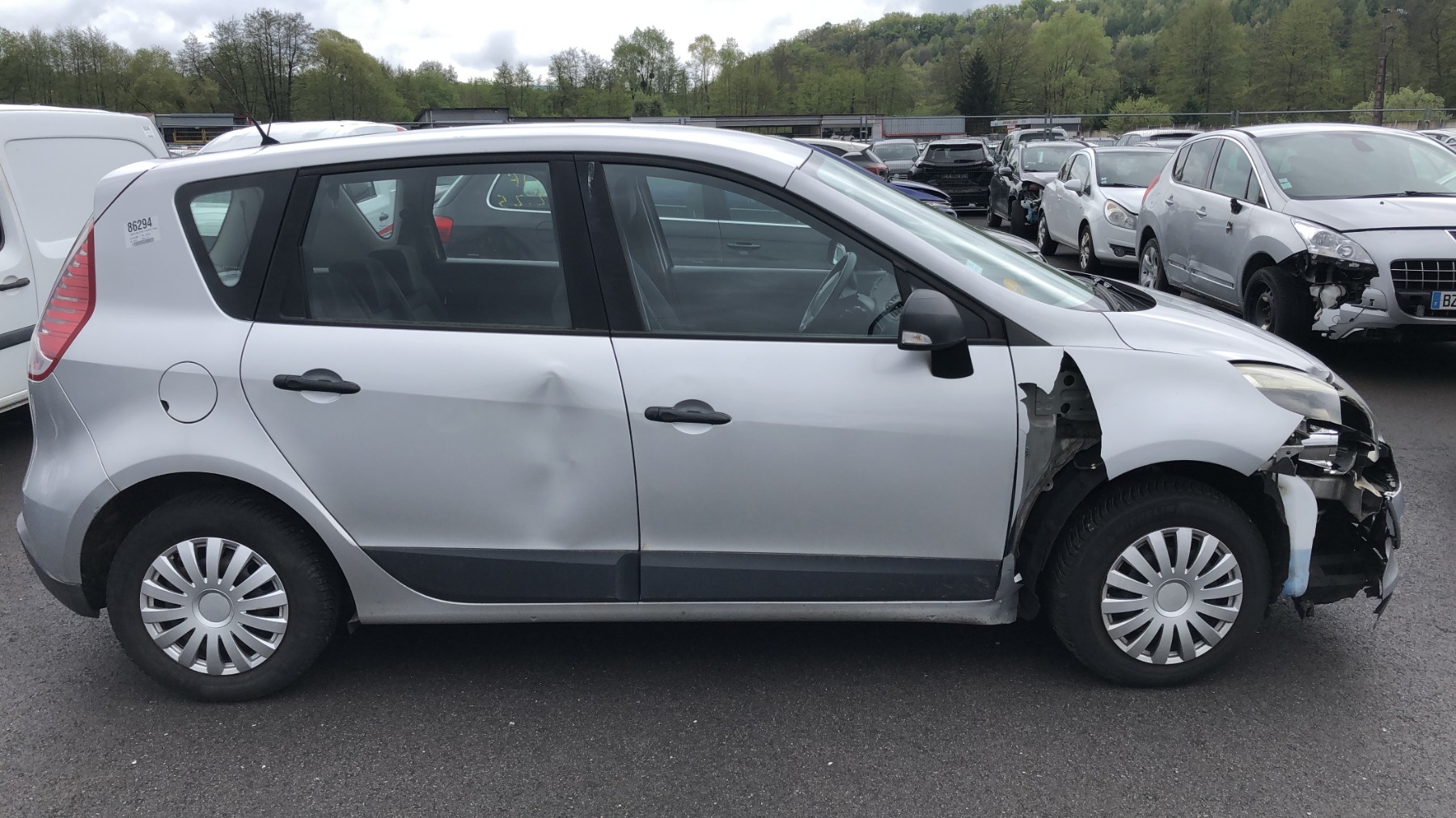 Optique avant principal gauche (feux)(phare) pour RENAULT SCENIC 3 PHASE 1 Optique avant principal gauche (feux)(phare) pour RENAULT SCENIC 3 PHASE 1