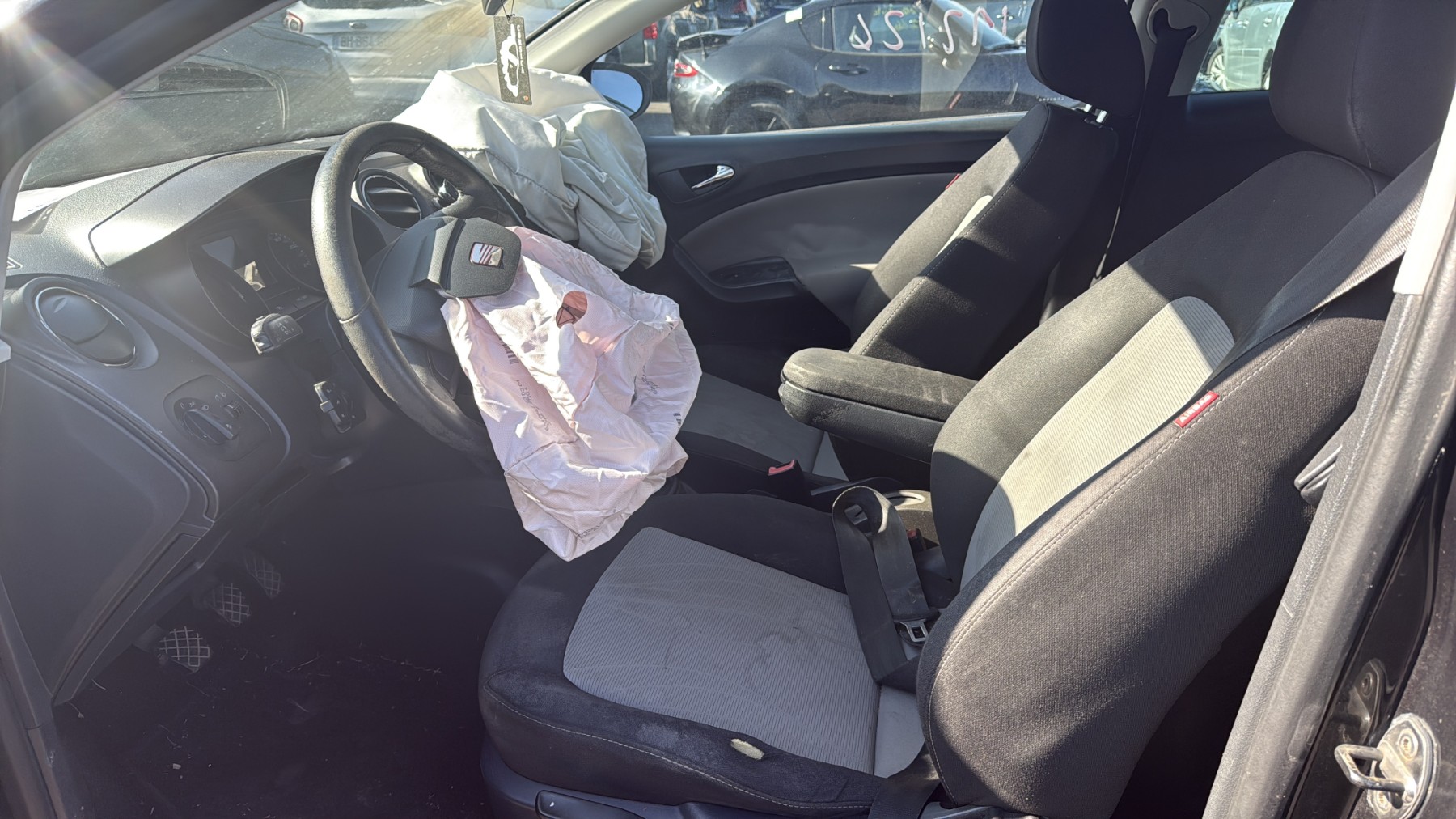 Moteur essuie glace avant pour SEAT IBIZA 4 PHASE 2 Moteur essuie glace avant pour SEAT IBIZA 4 PHASE 2