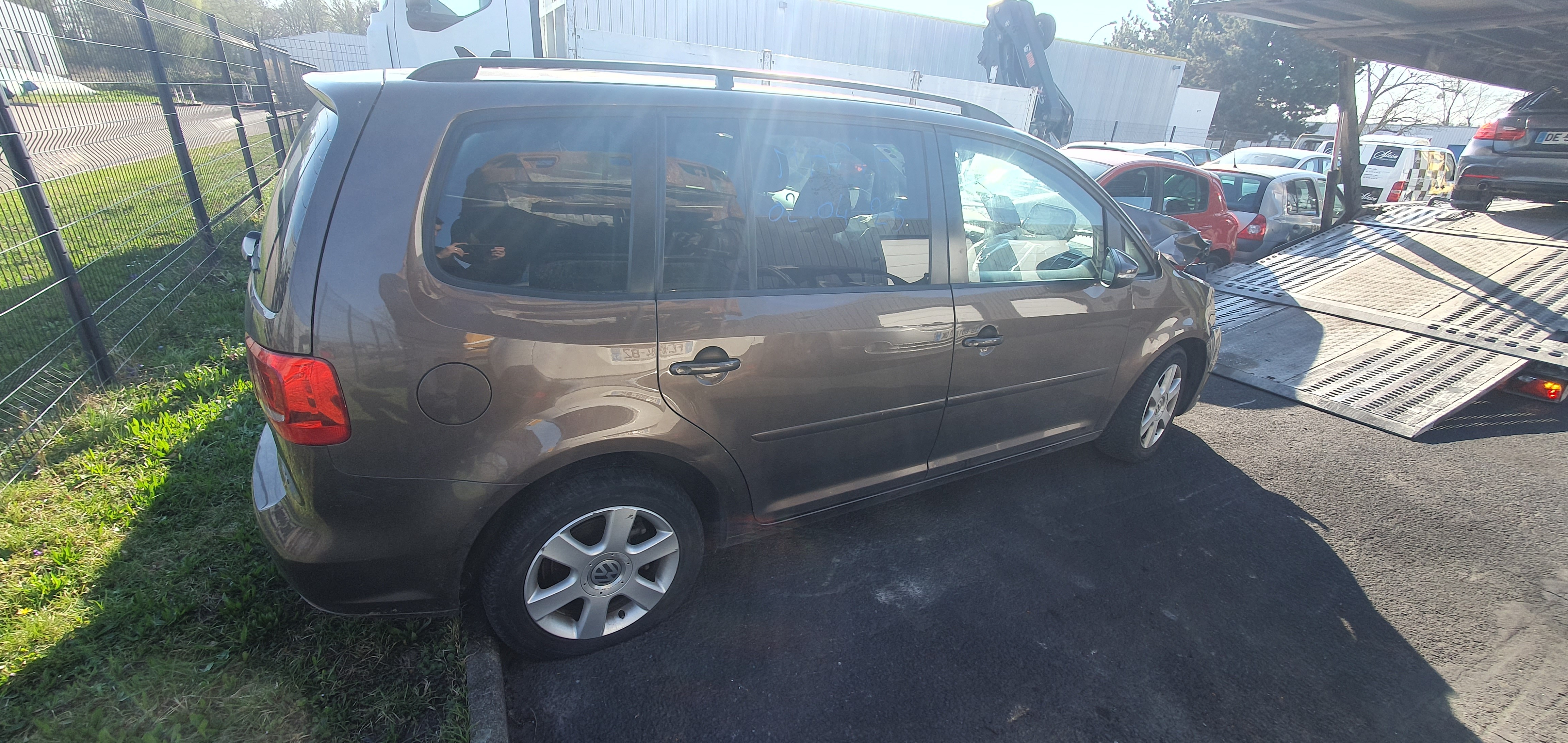 Volant pour VOLKSWAGEN TOURAN 2 Volant pour VOLKSWAGEN TOURAN 2