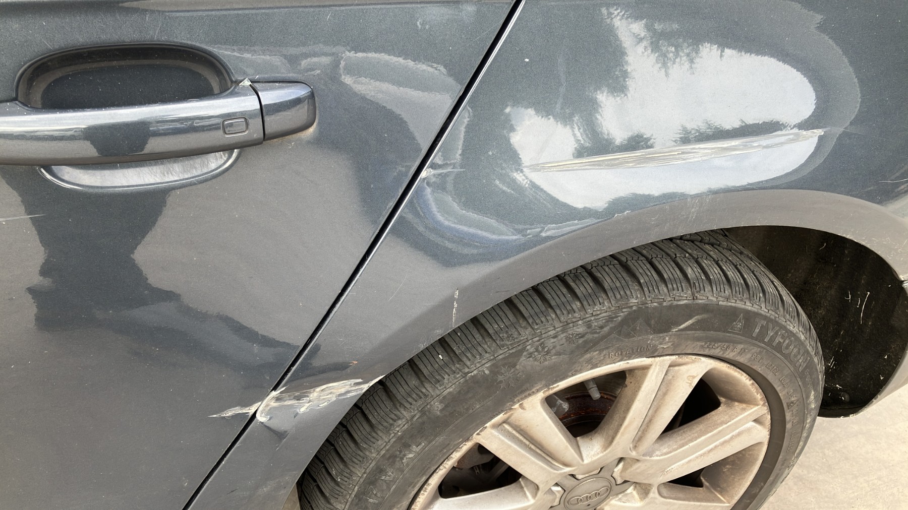 Capot pour AUDI A4 3 AVANT PHASE 1 BREAK Capot pour AUDI A4 3 AVANT PHASE 1 BREAK