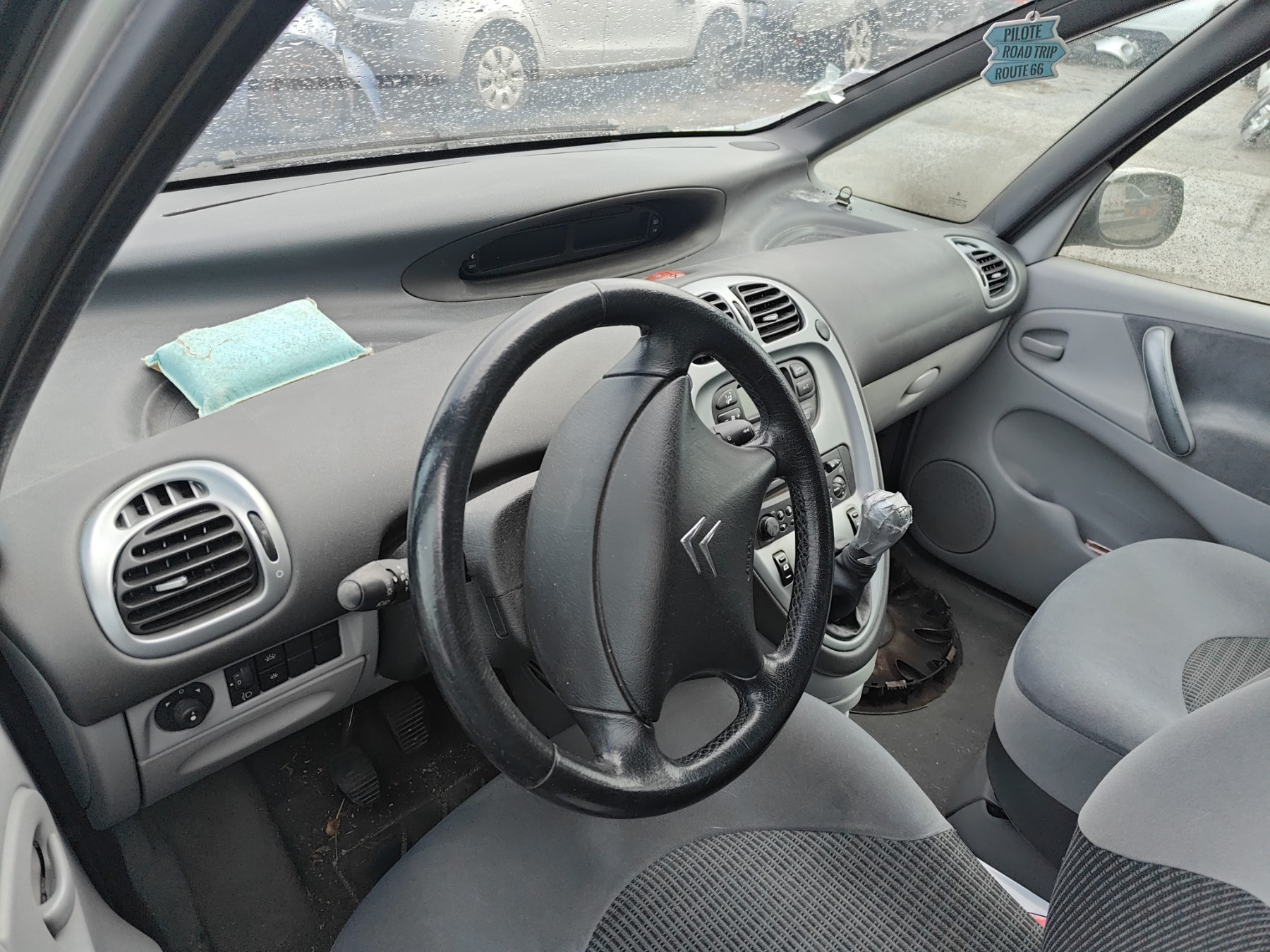 Feu arriere principal gauche (feux) pour CITROEN XSARA PICASSO PHASE 2 Feu arriere principal gauche (feux) pour CITROEN XSARA PICASSO PHASE 2