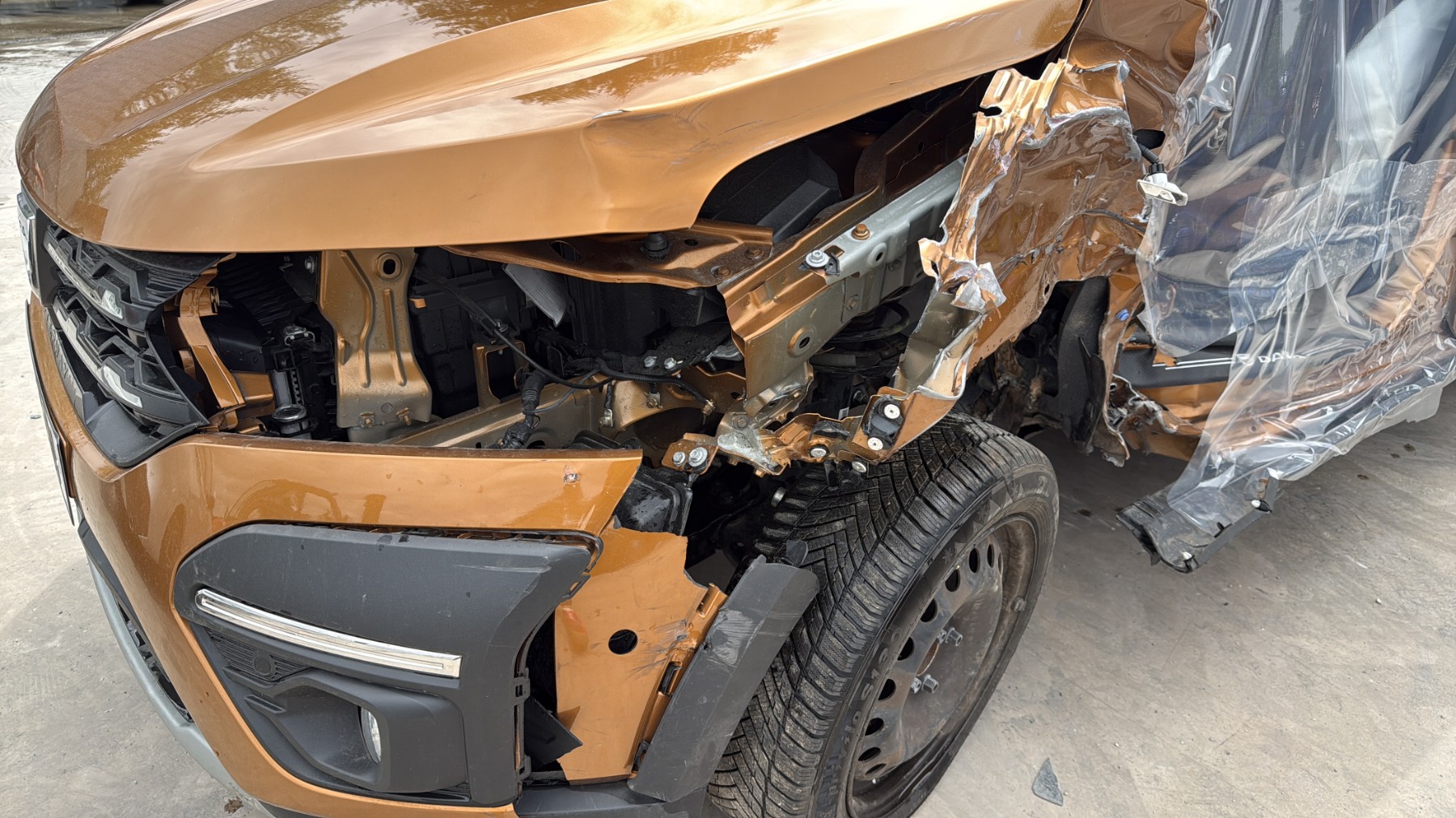 Extension d'aile arriere gauche pour DACIA SANDERO 3 STEPWAY Extension d'aile arriere gauche pour DACIA SANDERO 3 STEPWAY