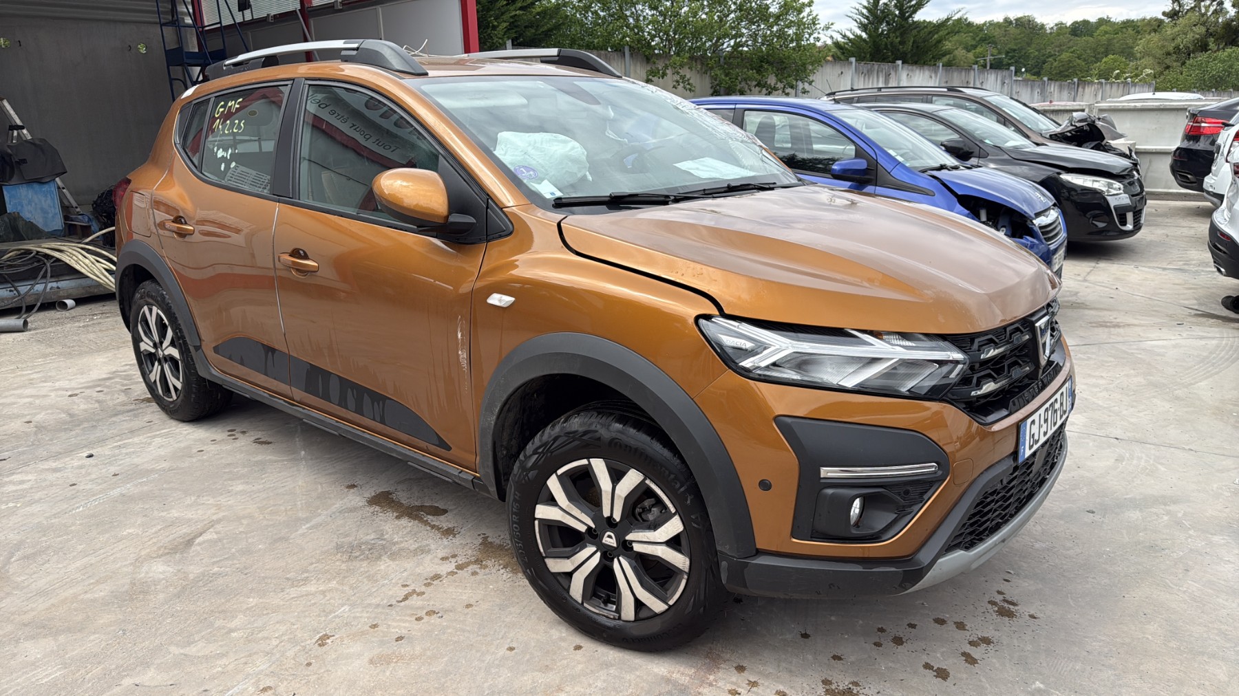Extension d'aile arriere gauche pour DACIA SANDERO 3 STEPWAY Extension d'aile arriere gauche pour DACIA SANDERO 3 STEPWAY