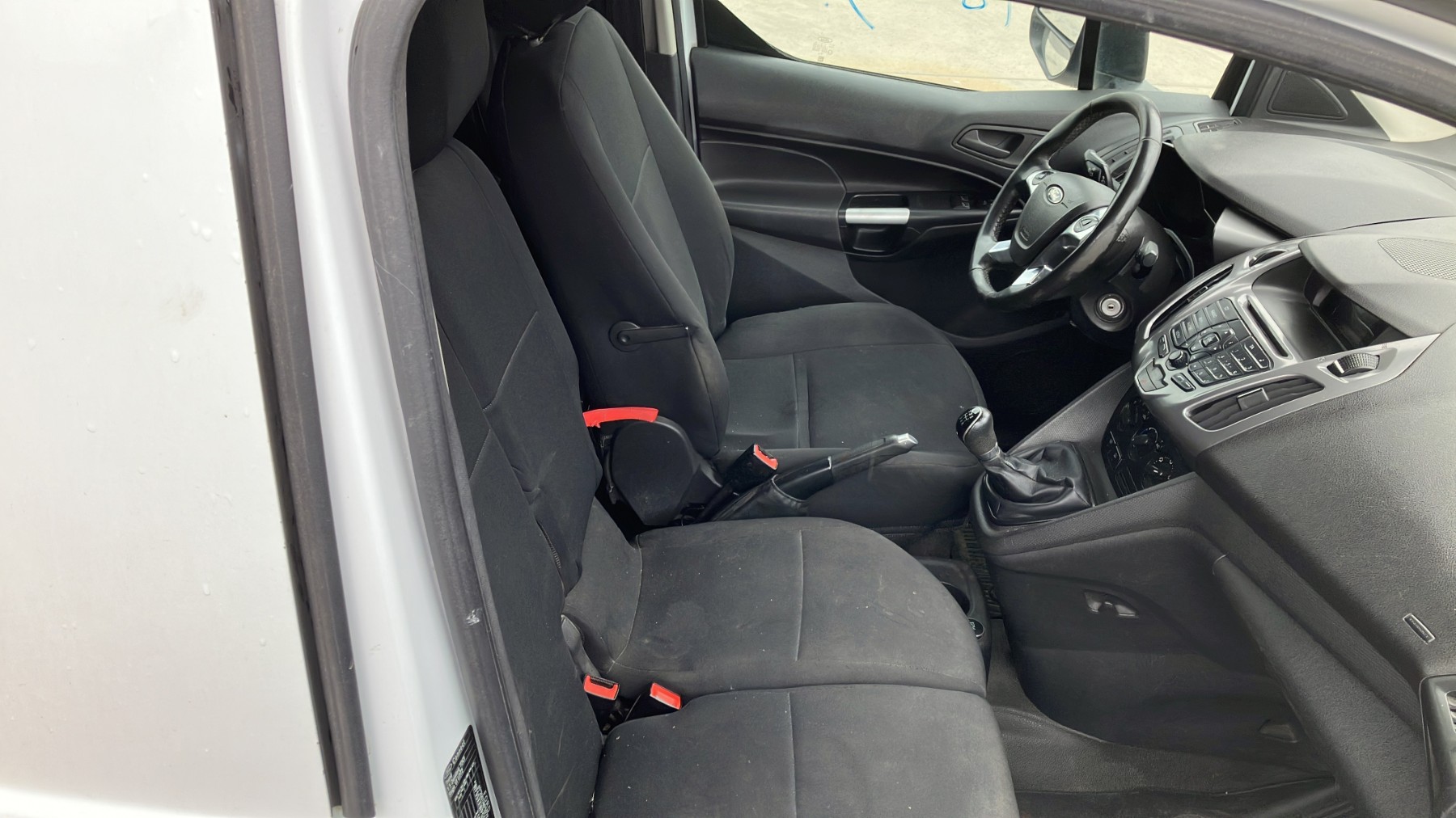 Pivot de moyeu avant droit pour FORD TRANSIT CONNECT 2 PHASE 1 Pivot de moyeu avant droit pour FORD TRANSIT CONNECT 2 PHASE 1