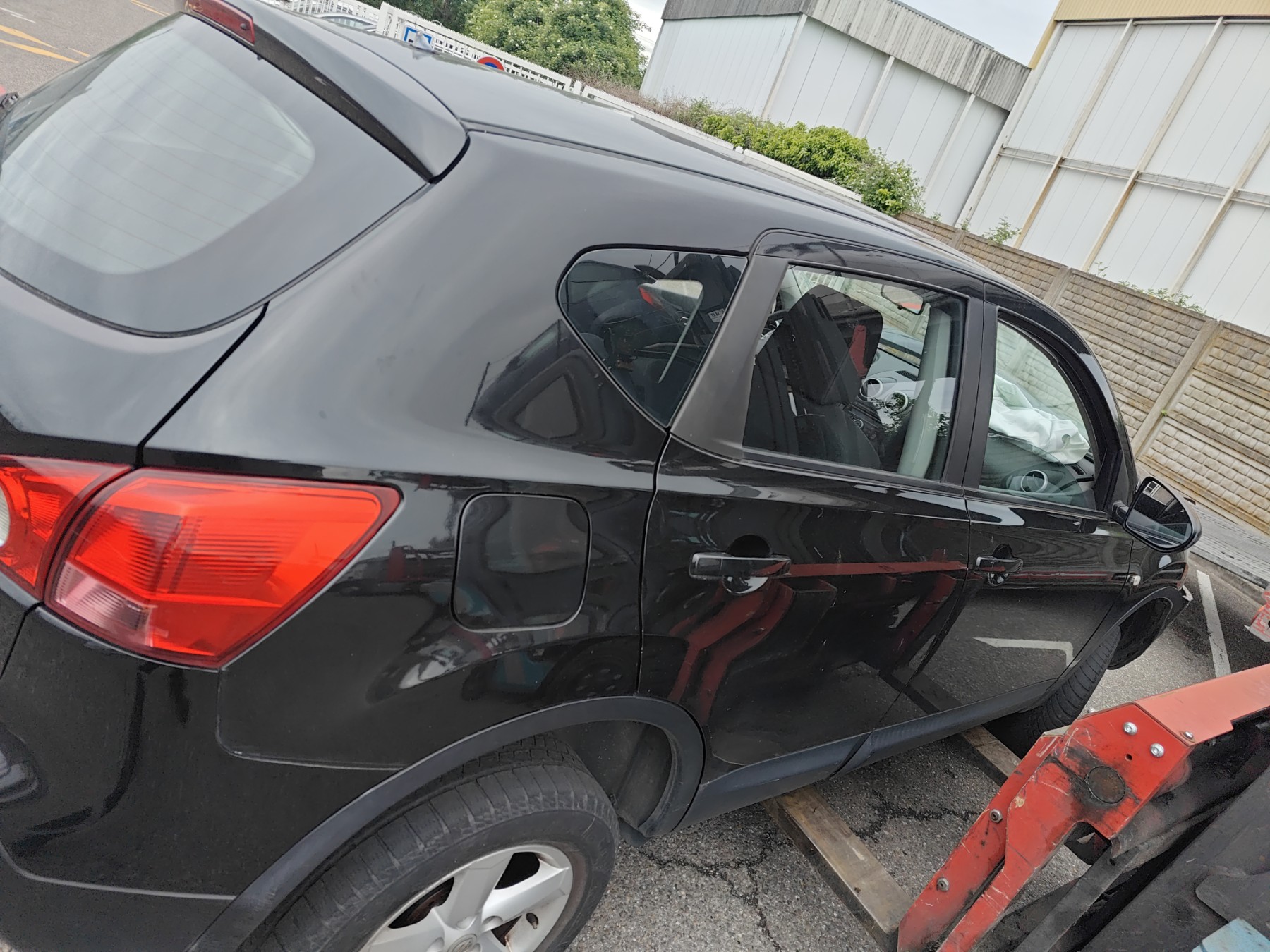 Extension d'aile arriere droit pour NISSAN QASHQAI 1 PHASE 1 Extension d'aile arriere droit pour NISSAN QASHQAI 1 PHASE 1