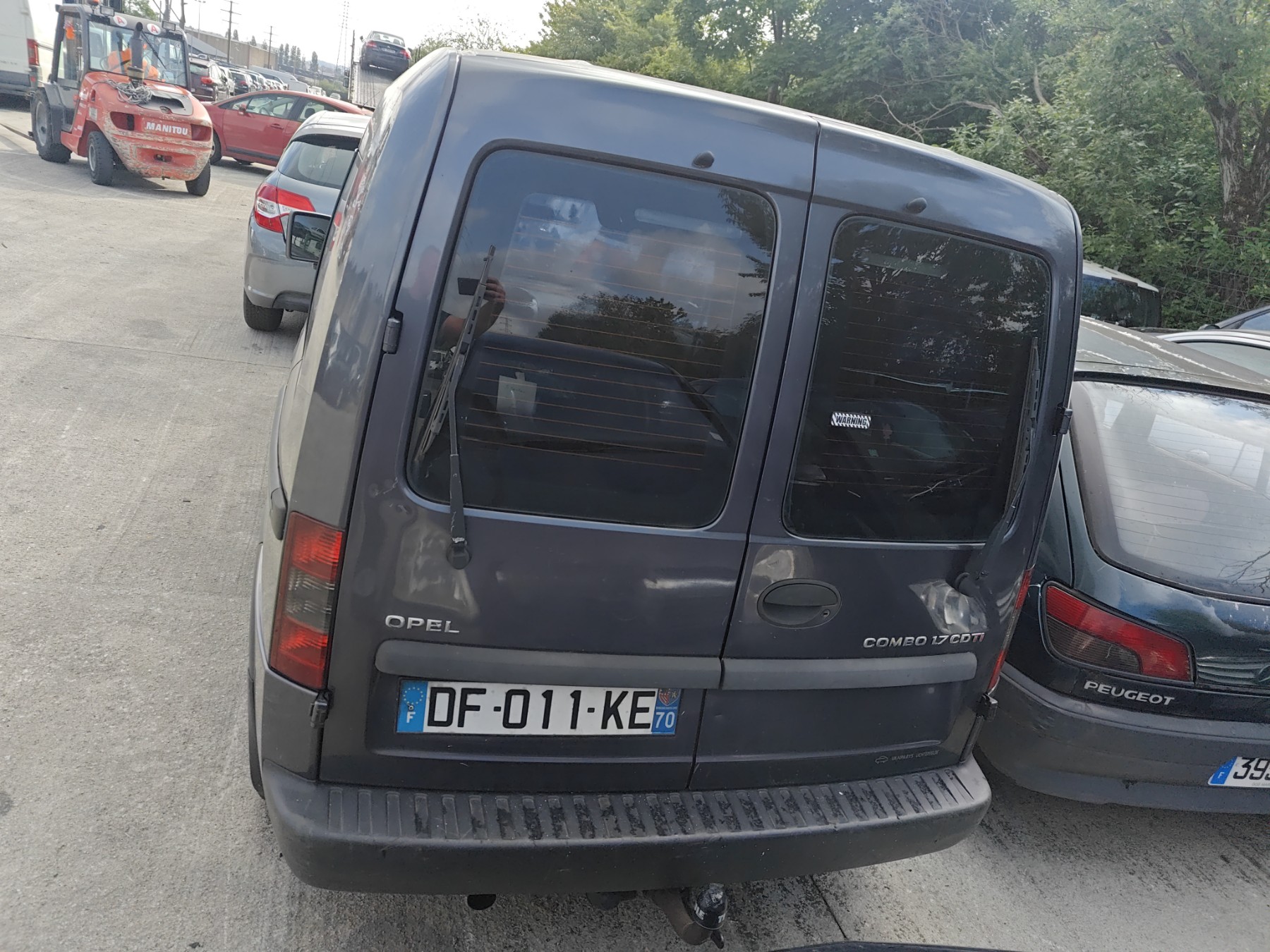 Feu arriere principal gauche (feux) pour OPEL COMBO C PHASE 2 Feu arriere principal gauche (feux) pour OPEL COMBO C PHASE 2