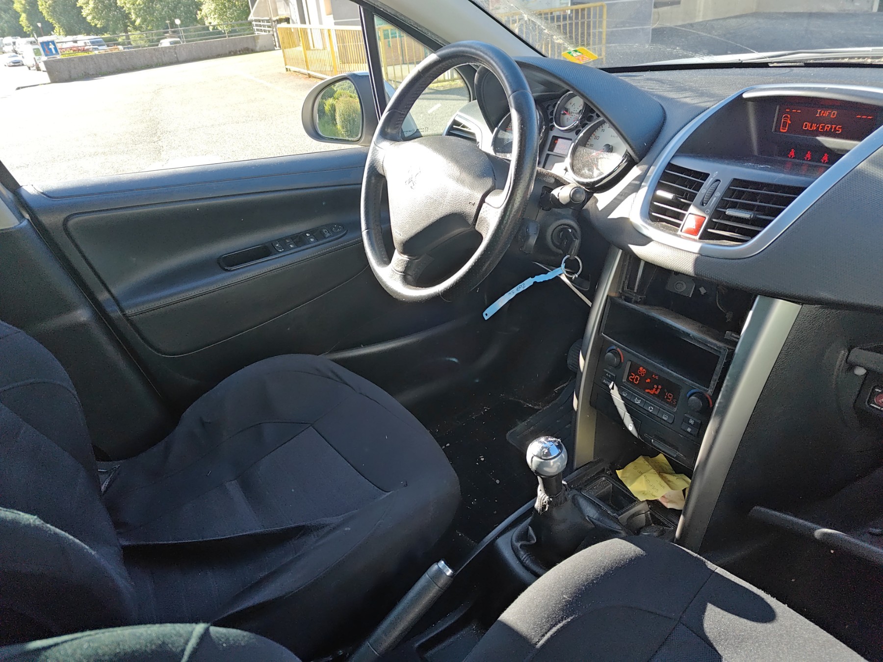 Extension d'aile arriere gauche pour PEUGEOT 207 PHASE 1 BREAK Extension d'aile arriere gauche pour PEUGEOT 207 PHASE 1 BREAK