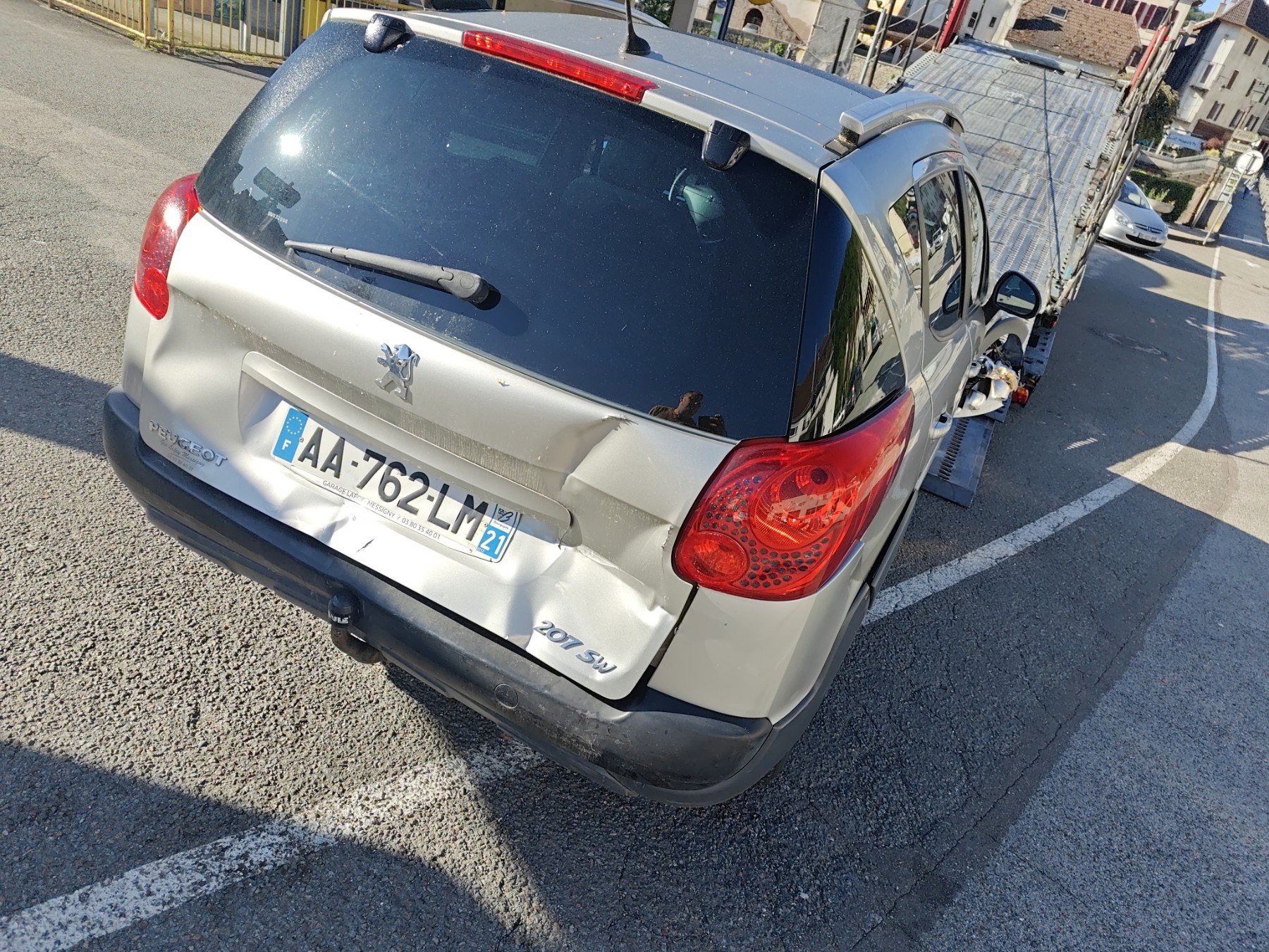Extension d'aile arriere gauche pour PEUGEOT 207 PHASE 1 BREAK Extension d'aile arriere gauche pour PEUGEOT 207 PHASE 1 BREAK
