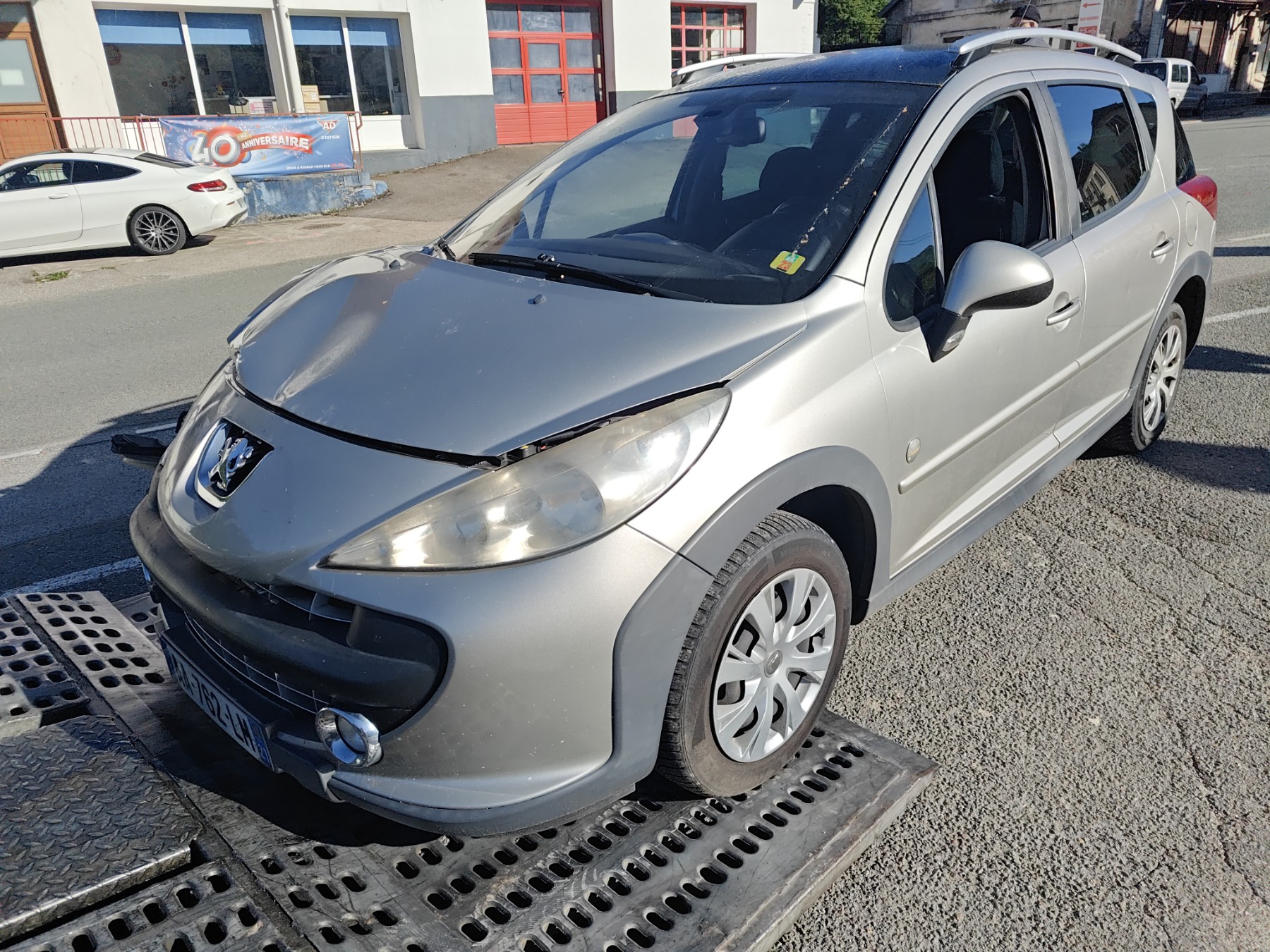 Extension d'aile arriere gauche pour PEUGEOT 207 PHASE 1 BREAK Extension d'aile arriere gauche pour PEUGEOT 207 PHASE 1 BREAK