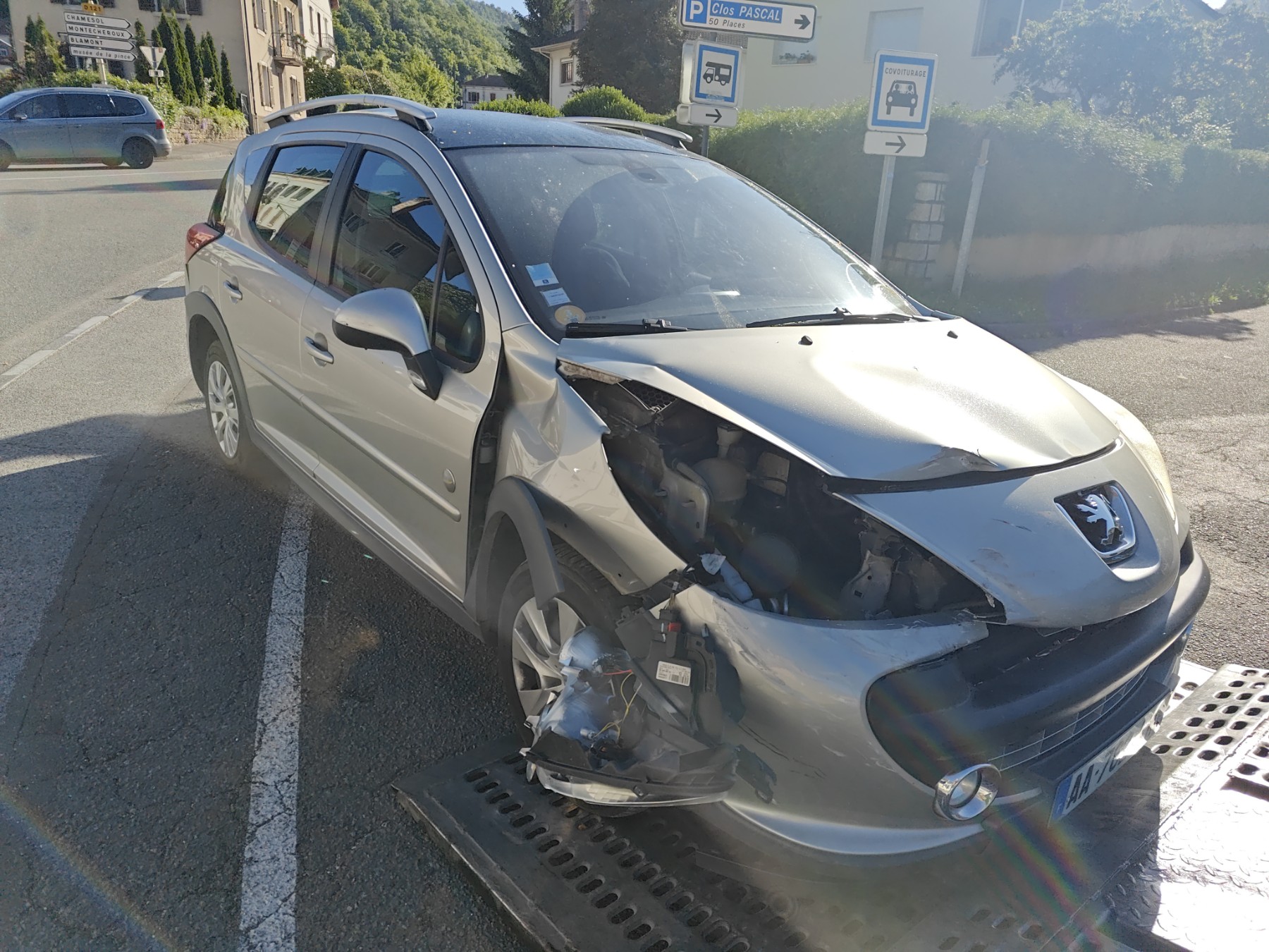 Extension d'aile arriere gauche pour PEUGEOT 207 PHASE 1 BREAK Extension d'aile arriere gauche pour PEUGEOT 207 PHASE 1 BREAK
