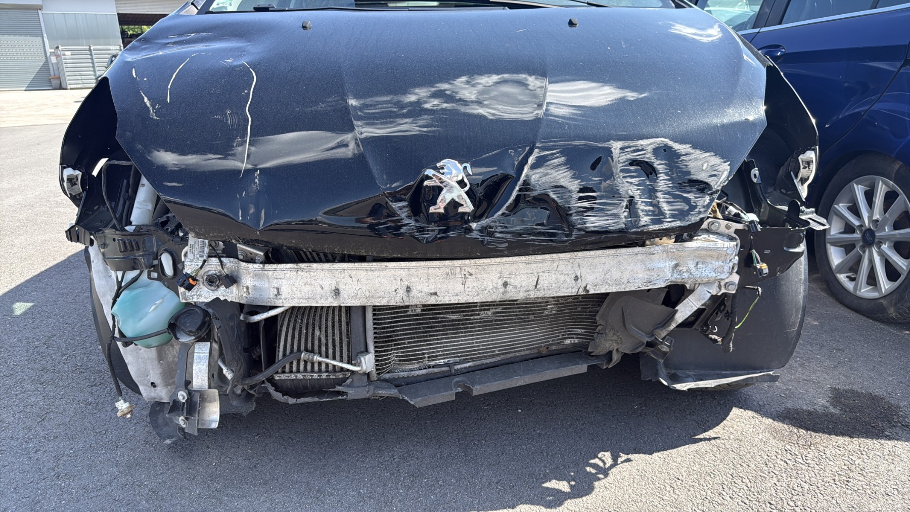 Réservoir AdBlue pour PEUGEOT 208 1 PHASE 2 Réservoir AdBlue pour PEUGEOT 208 1 PHASE 2