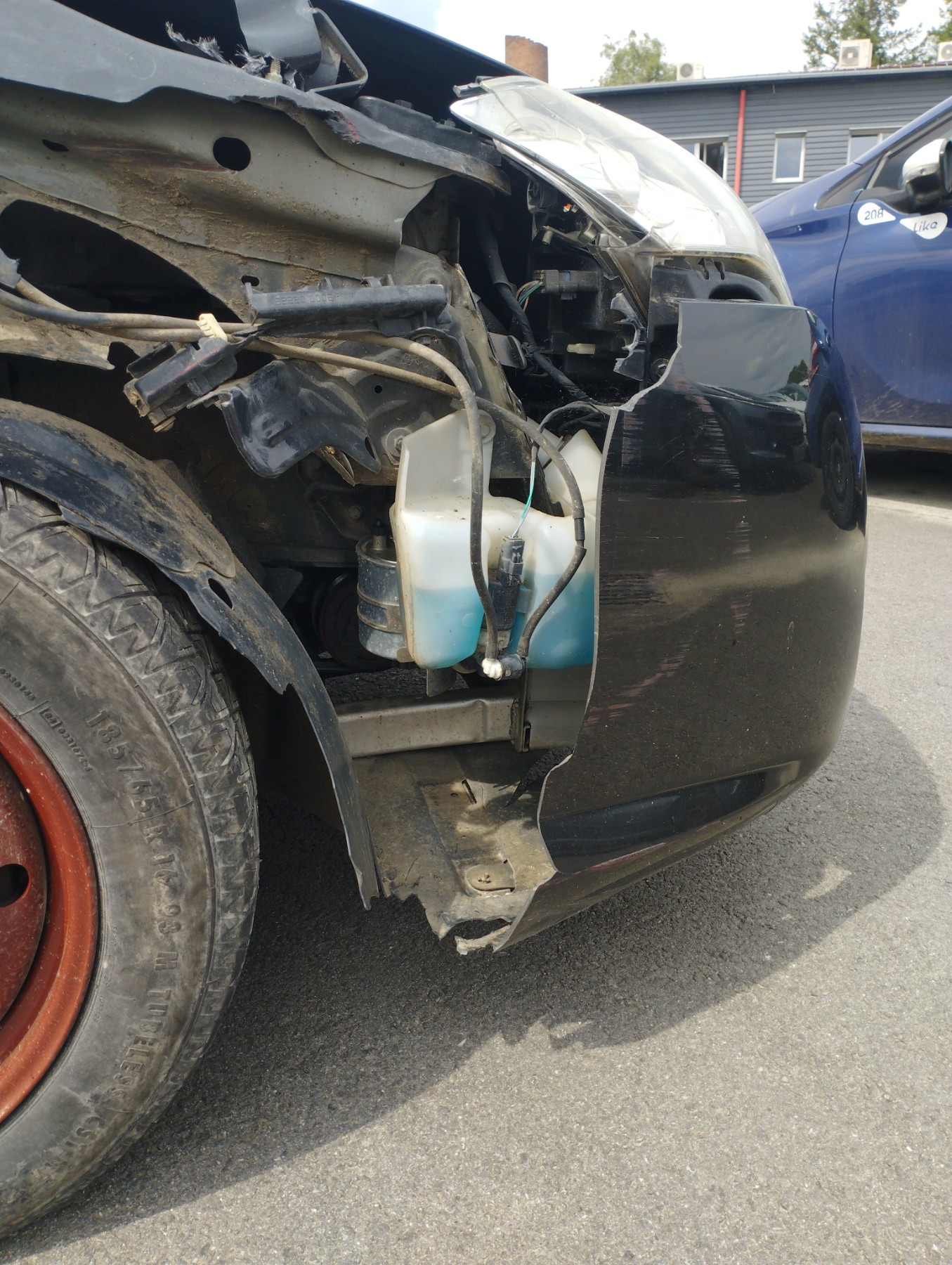 Malle/Hayon arriere pour RENAULT LAGUNA 3 PHASE 1 BREAK Malle/Hayon arriere pour RENAULT LAGUNA 3 PHASE 1 BREAK