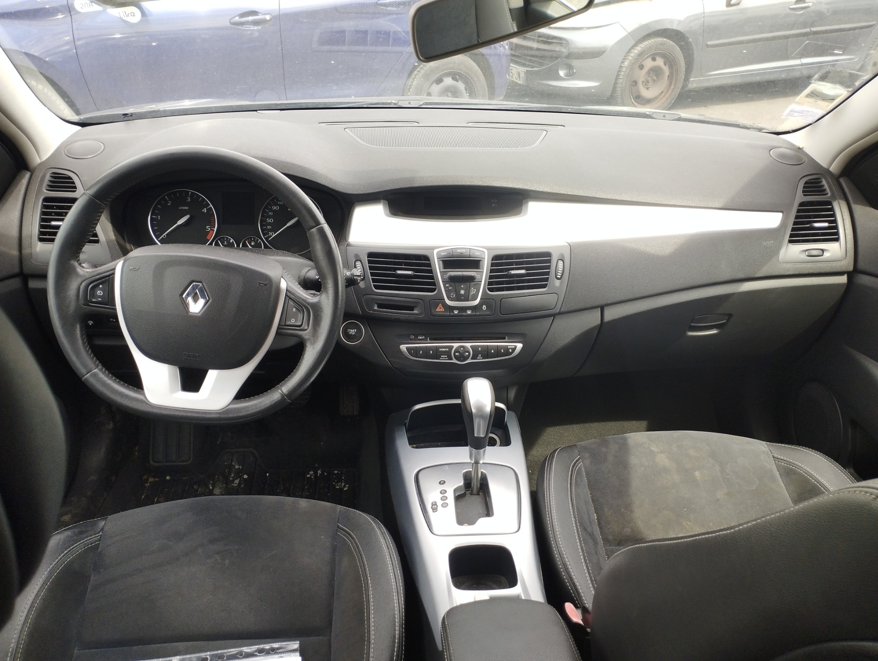 Malle/Hayon arriere pour RENAULT LAGUNA 3 PHASE 1 BREAK Malle/Hayon arriere pour RENAULT LAGUNA 3 PHASE 1 BREAK