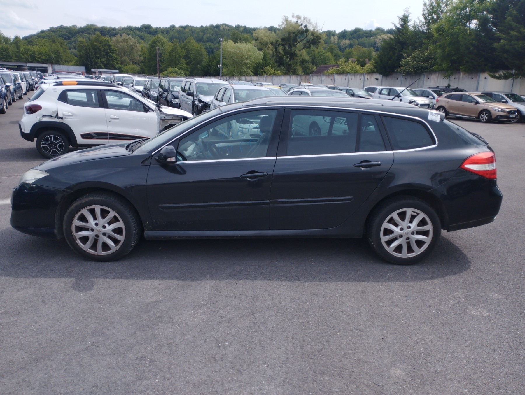 Malle/Hayon arriere pour RENAULT LAGUNA 3 PHASE 1 BREAK Malle/Hayon arriere pour RENAULT LAGUNA 3 PHASE 1 BREAK