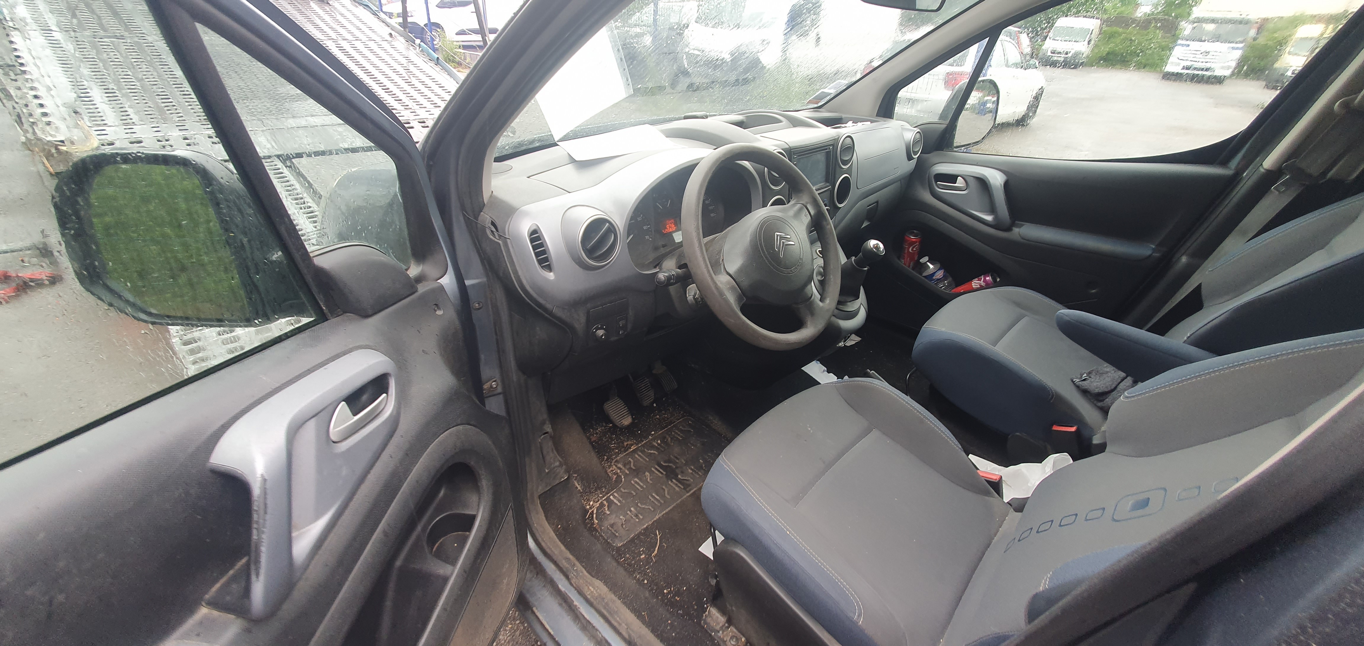 Porte arriere droit pour CITROEN BERLINGO 2 PHASE 1 Porte arriere droit pour CITROEN BERLINGO 2 PHASE 1