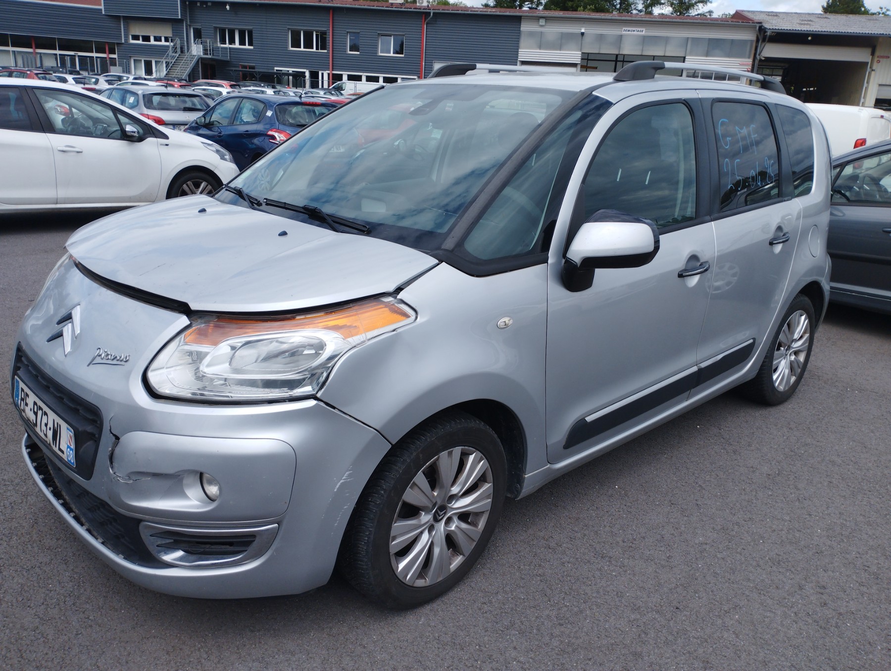 Feu de recul droit pour CITROEN C3 PICASSO PHASE 1 Feu de recul droit pour CITROEN C3 PICASSO PHASE 1