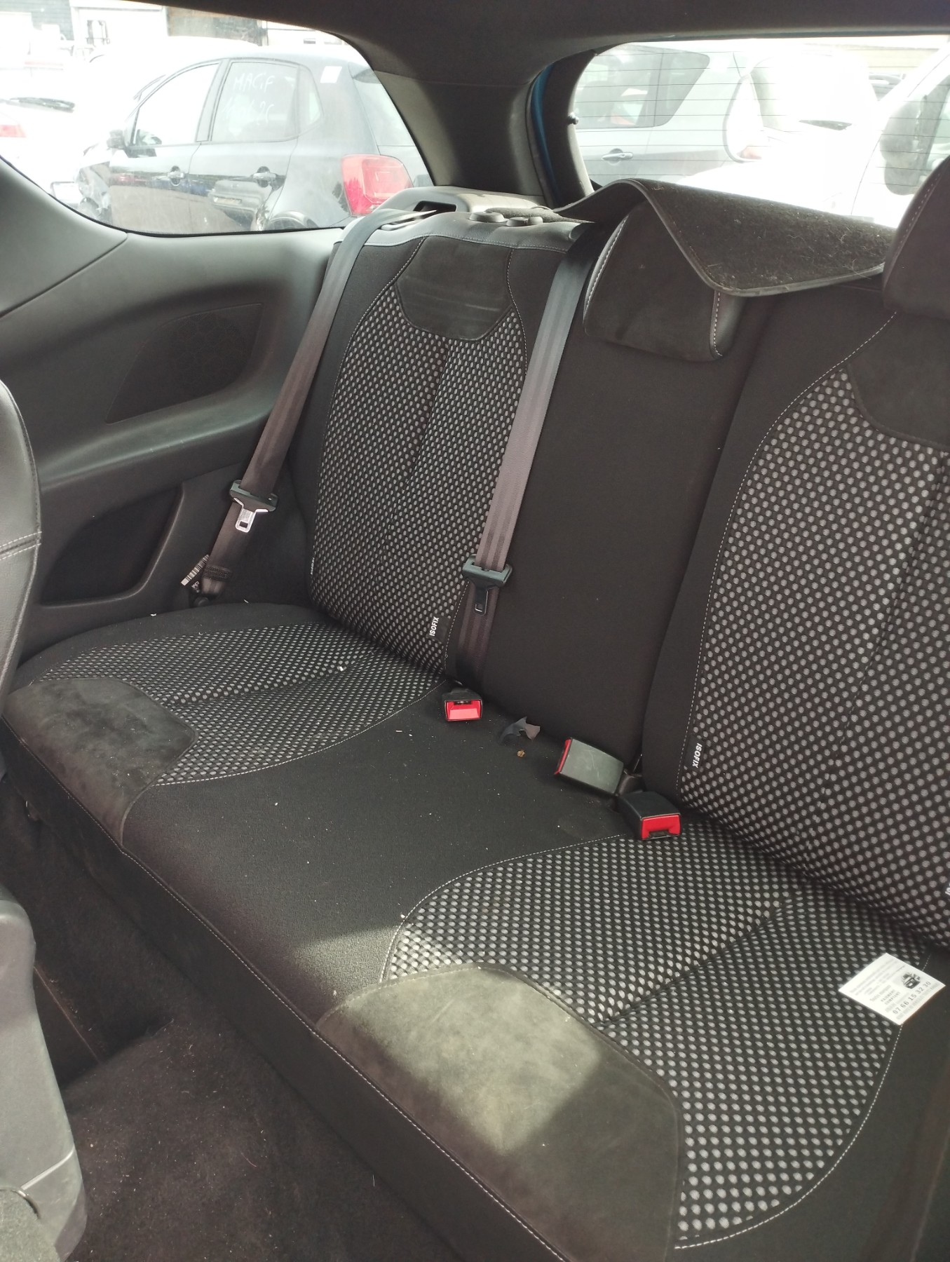Boitier filtre a air pour CITROEN DS3 PHASE 1 Boitier filtre a air pour CITROEN DS3 PHASE 1
