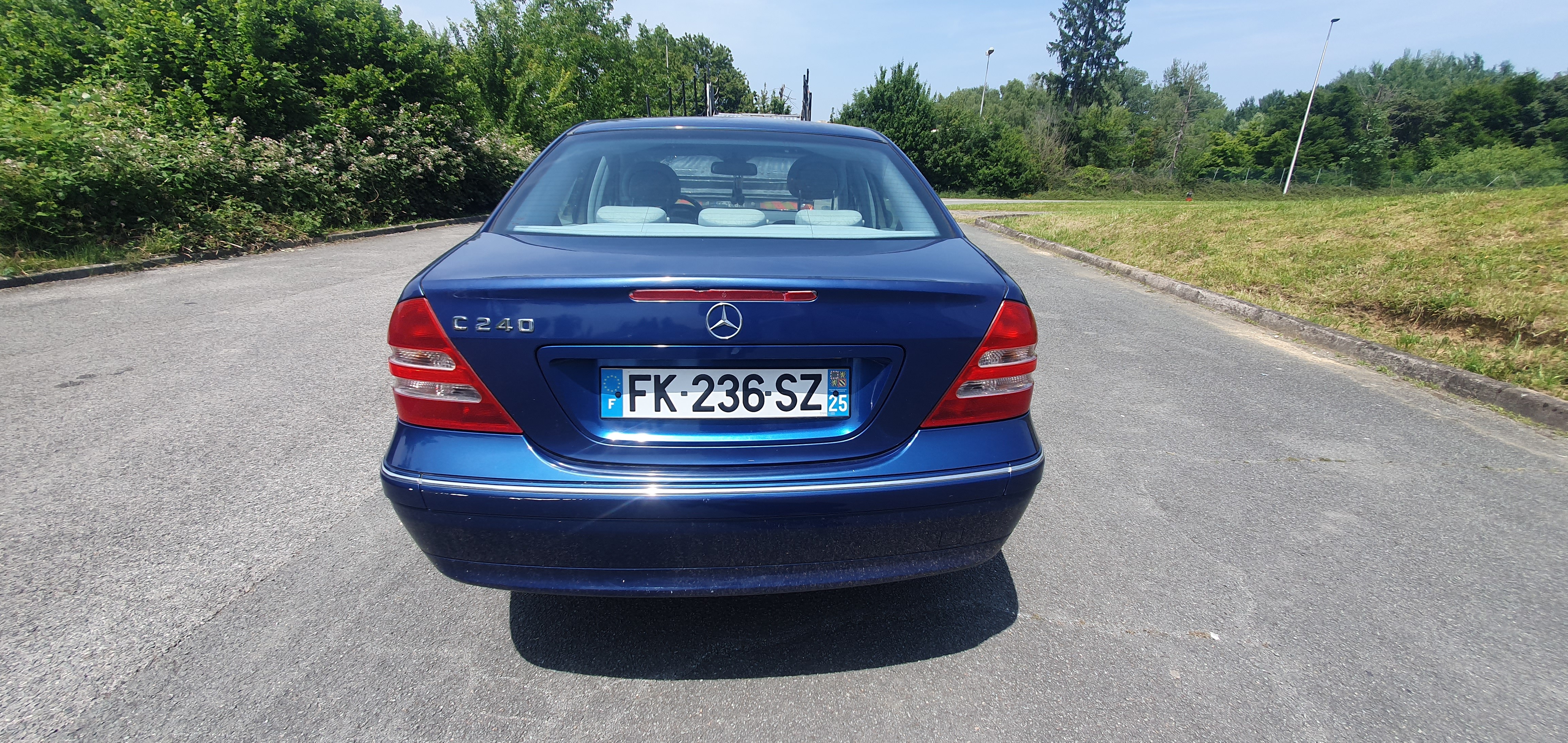 Feu arriere principal droit (feux) pour MERCEDES CLASSE C 203 PHASE 1 Feu arriere principal droit (feux) pour MERCEDES CLASSE C 203 PHASE 1