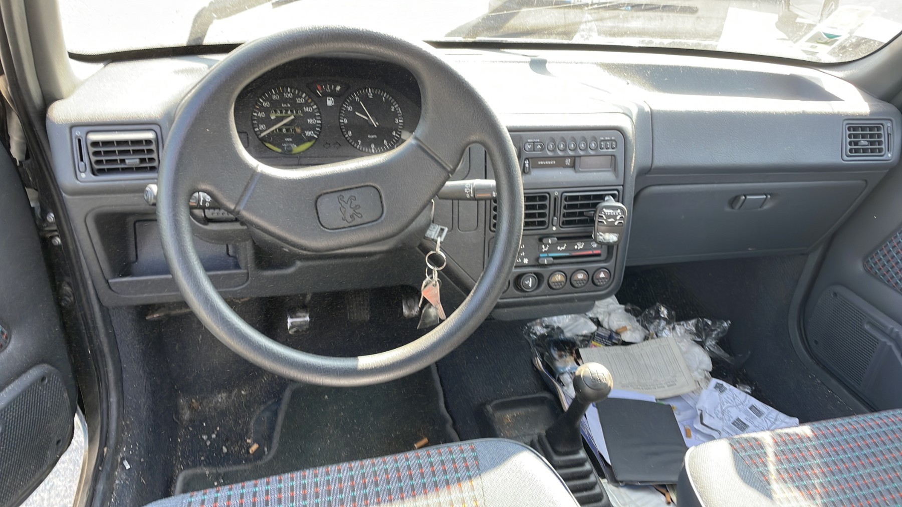 Optique avant principal droit (feux)(phare) pour PEUGEOT 106 PHASE 1 Optique avant principal droit (feux)(phare) pour PEUGEOT 106 PHASE 1