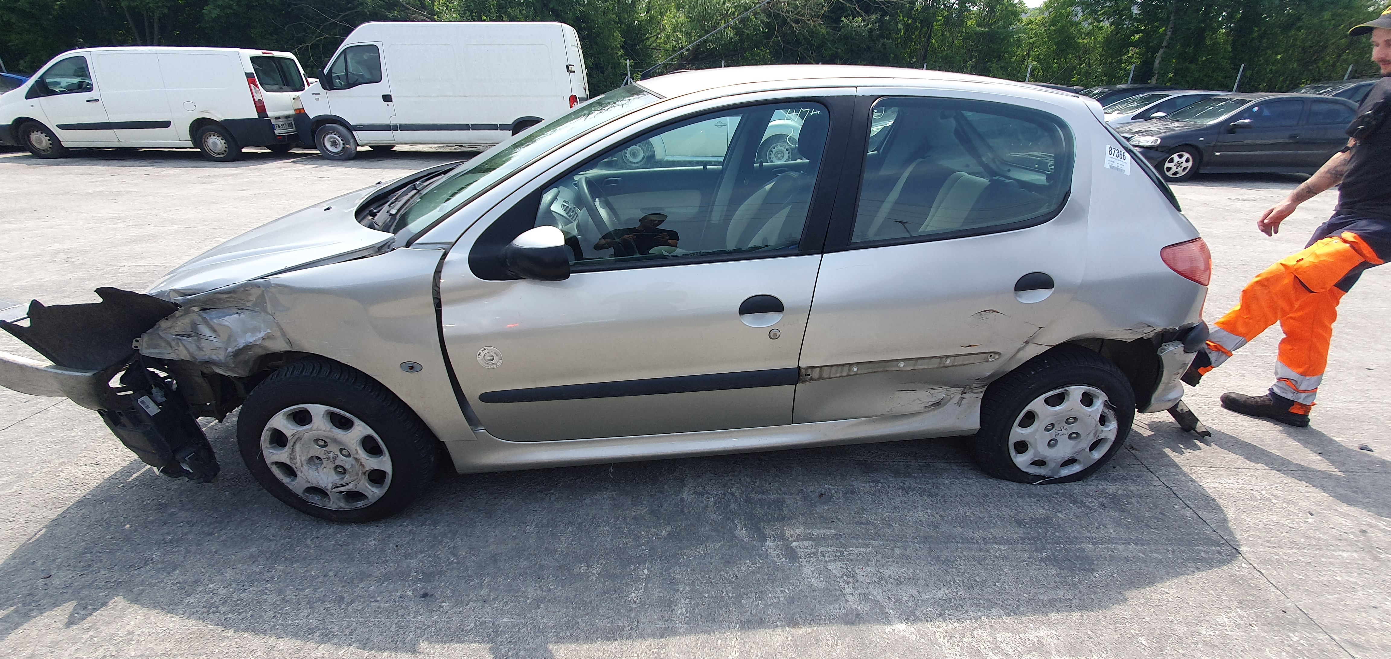 Moteur pour PEUGEOT 206 PHASE 2 Moteur pour PEUGEOT 206 PHASE 2