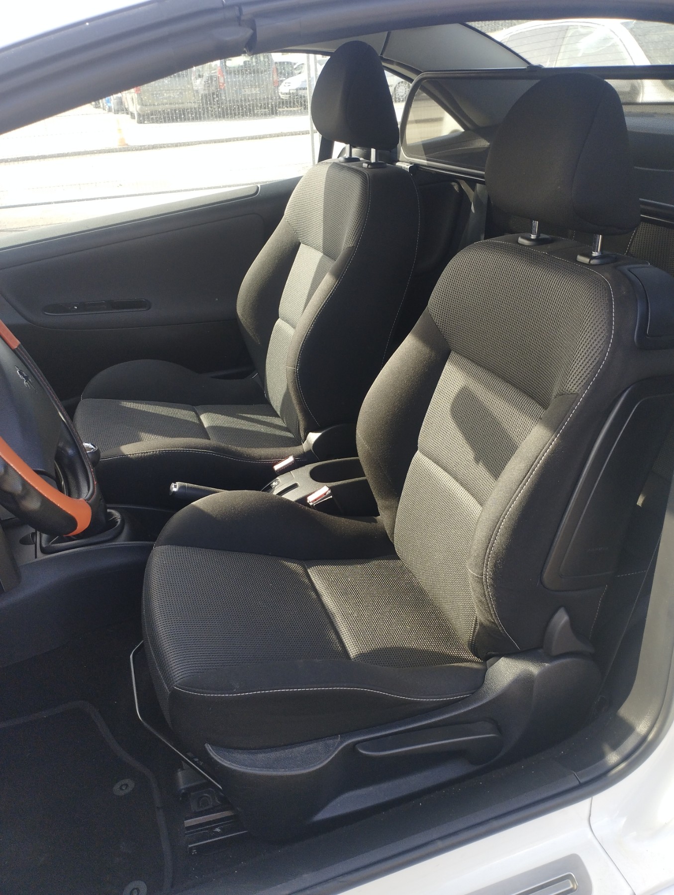 Amortisseur avant droit pour PEUGEOT 207 PHASE 2 CABRIOLET Amortisseur avant droit pour PEUGEOT 207 PHASE 2 CABRIOLET